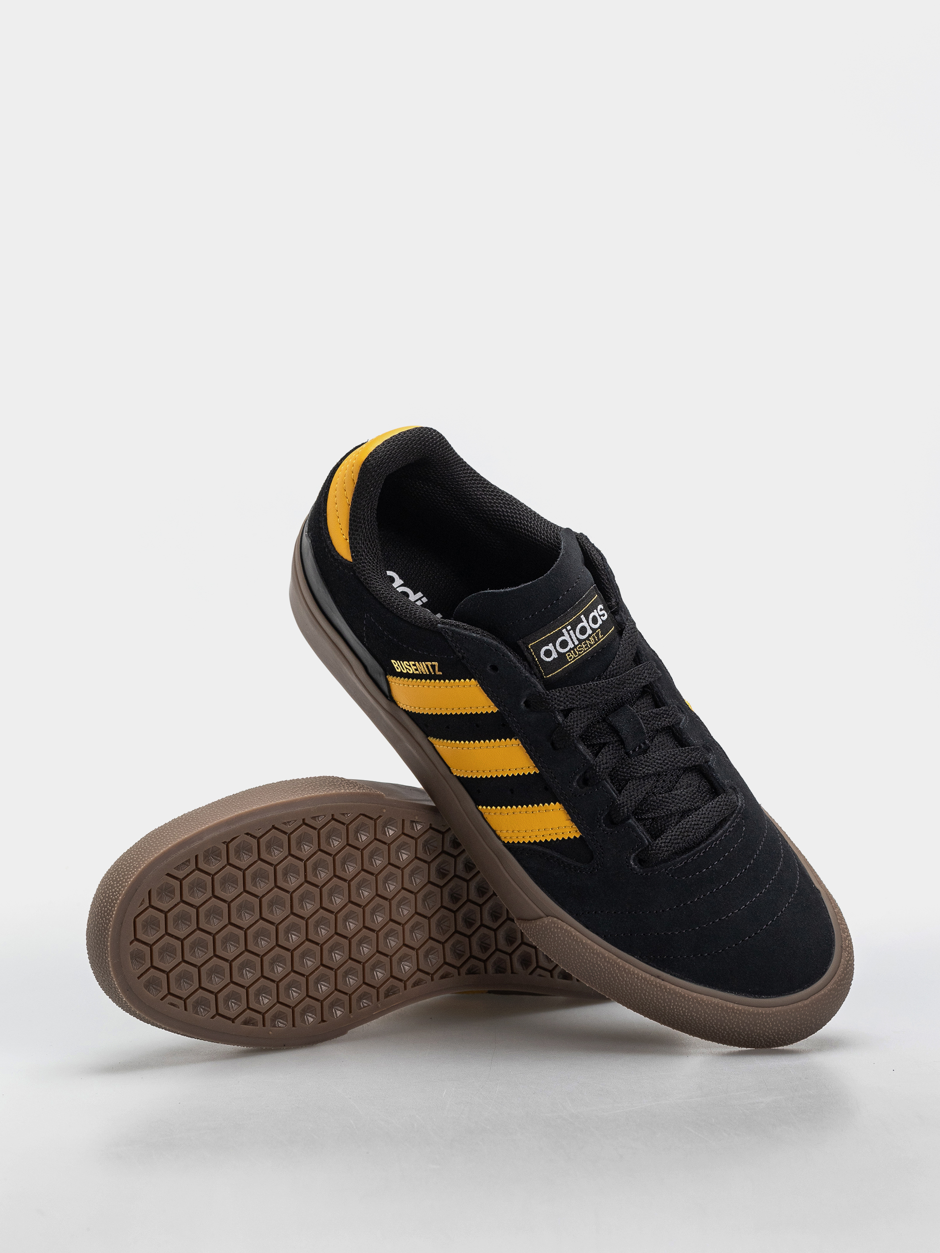 Обувки adidas Busenitz Vulc II (cblack/preyel/gum4)