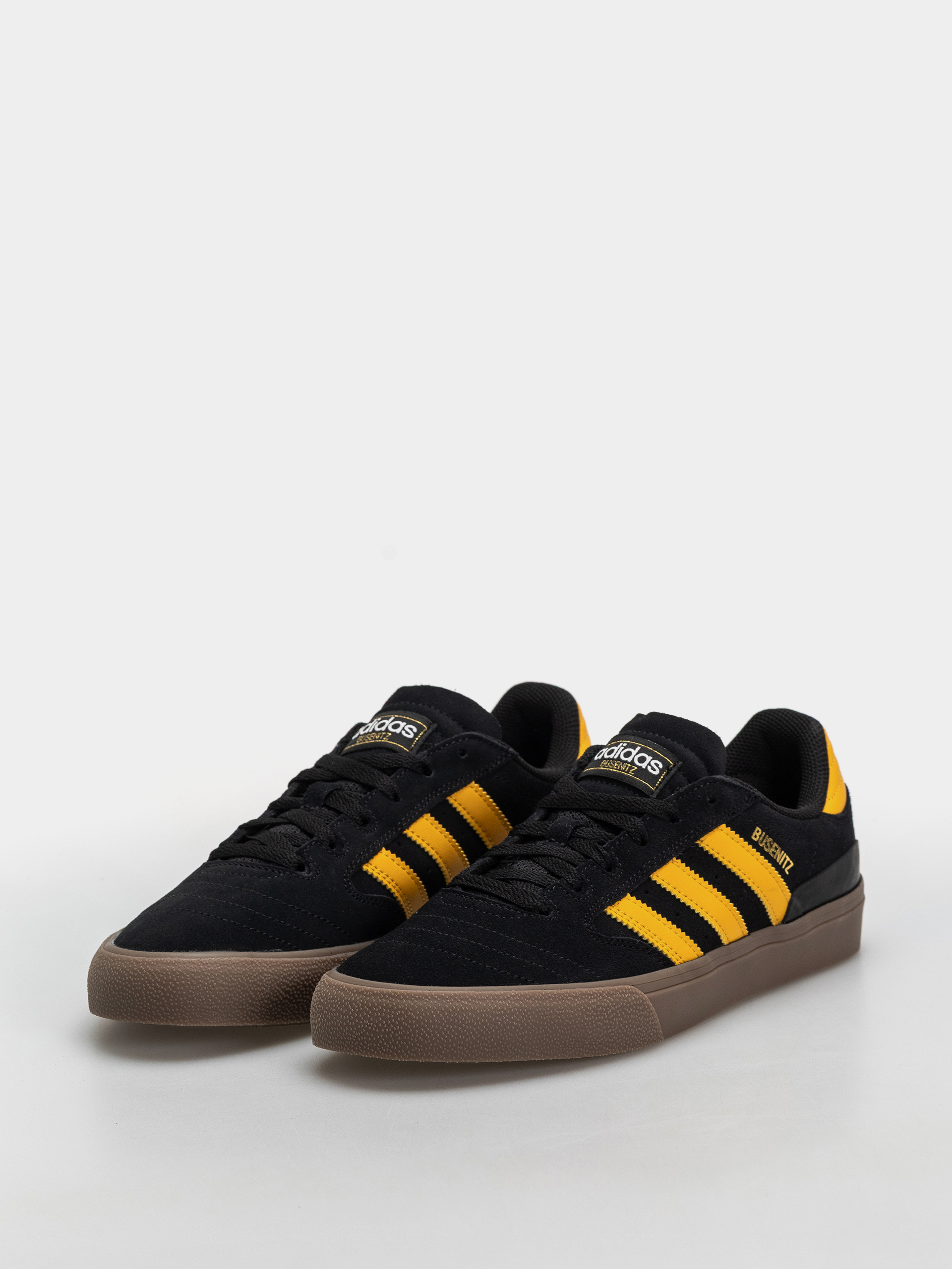 Обувки adidas Busenitz Vulc II (cblack/preyel/gum4)