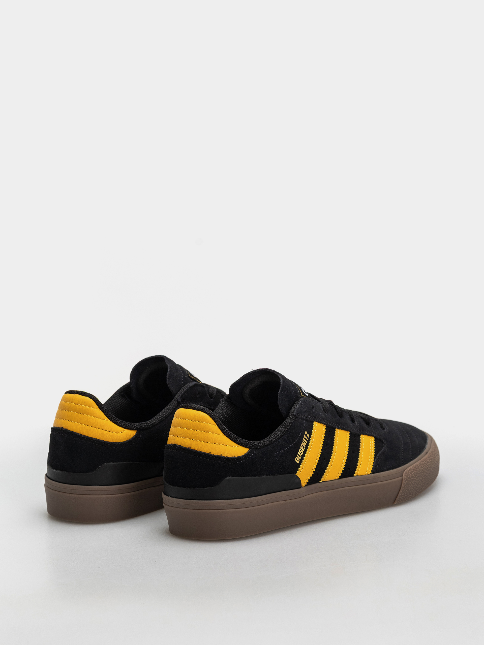 Обувки adidas Busenitz Vulc II (cblack/preyel/gum4)