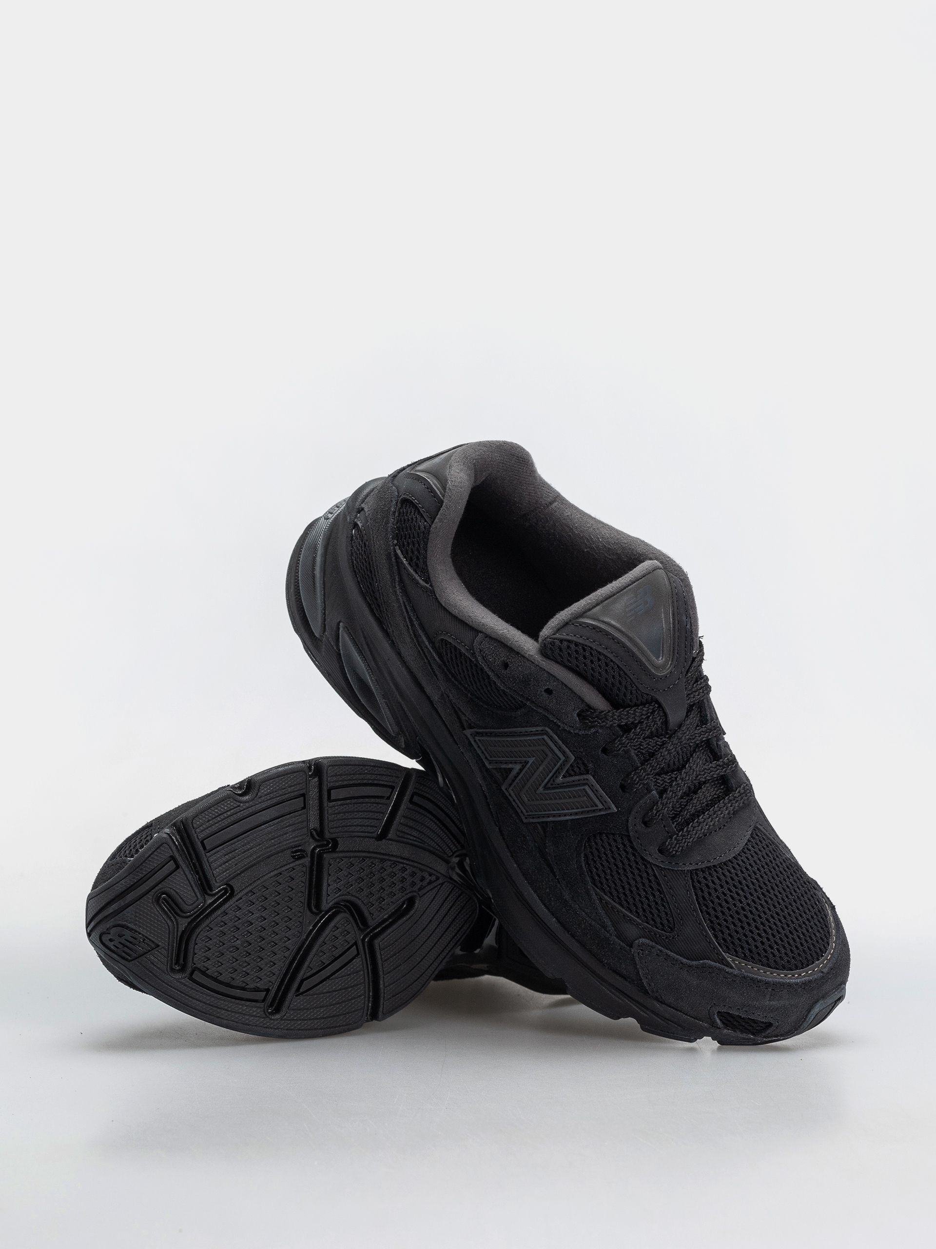 Обувки New Balance 2010 (black/black)