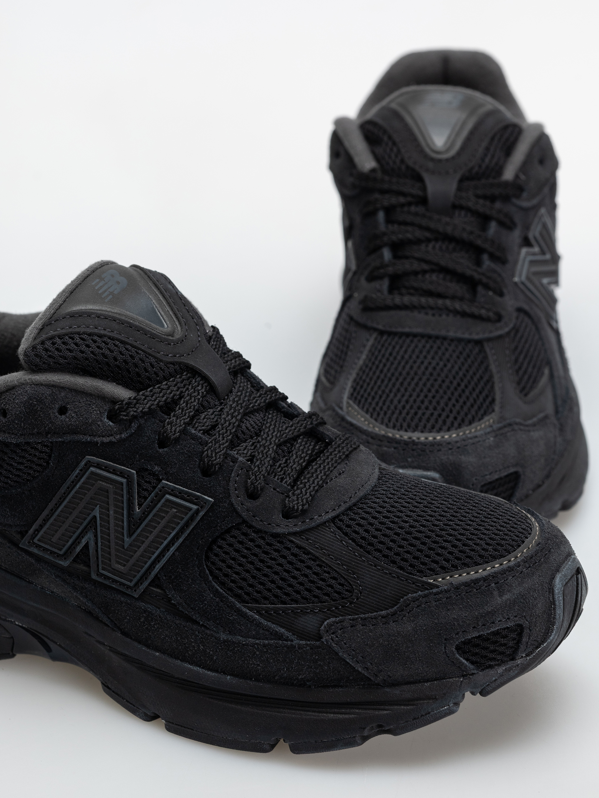 Обувки New Balance 2010 (black/black)
