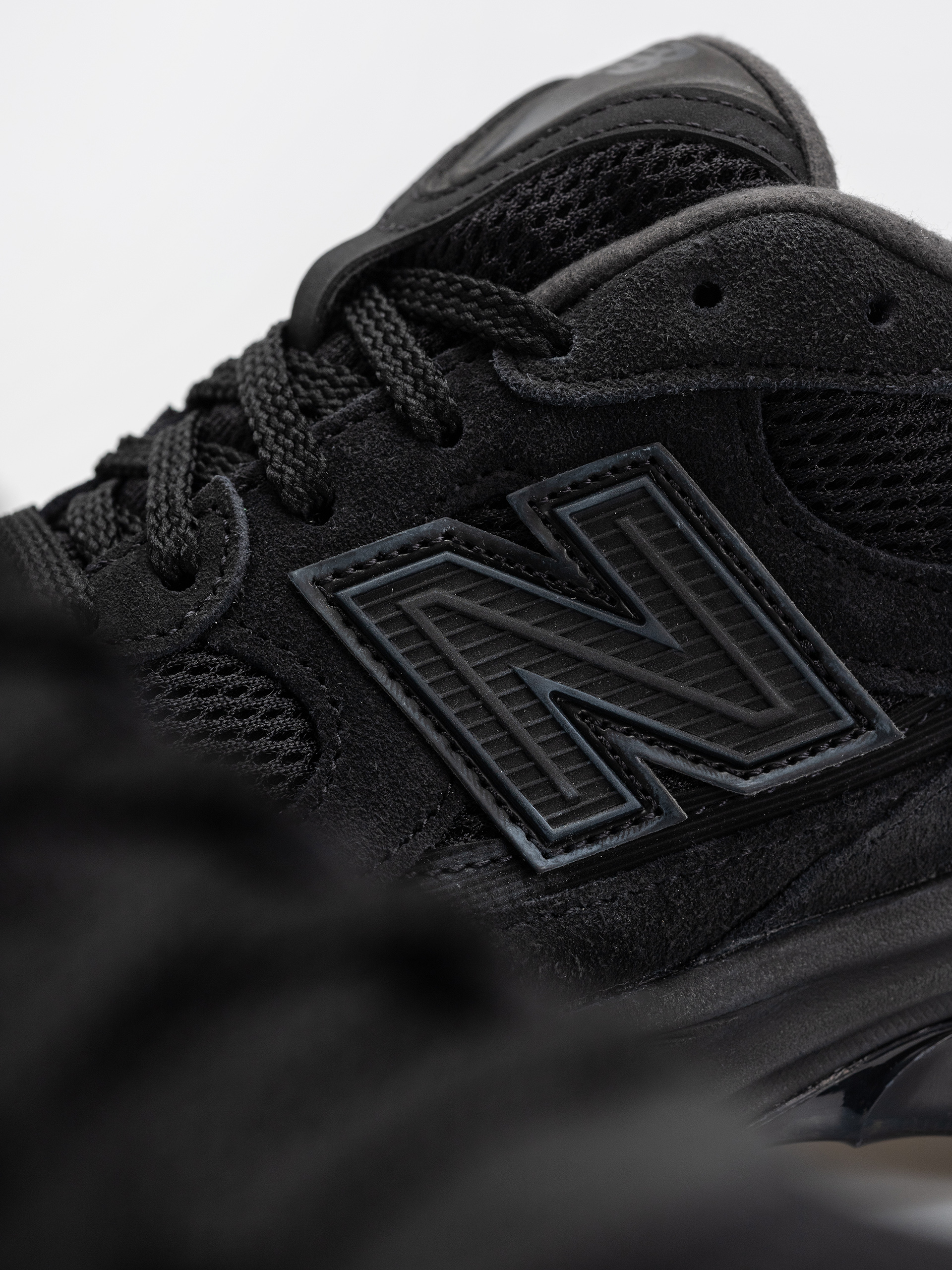 Обувки New Balance 2010 (black/black)