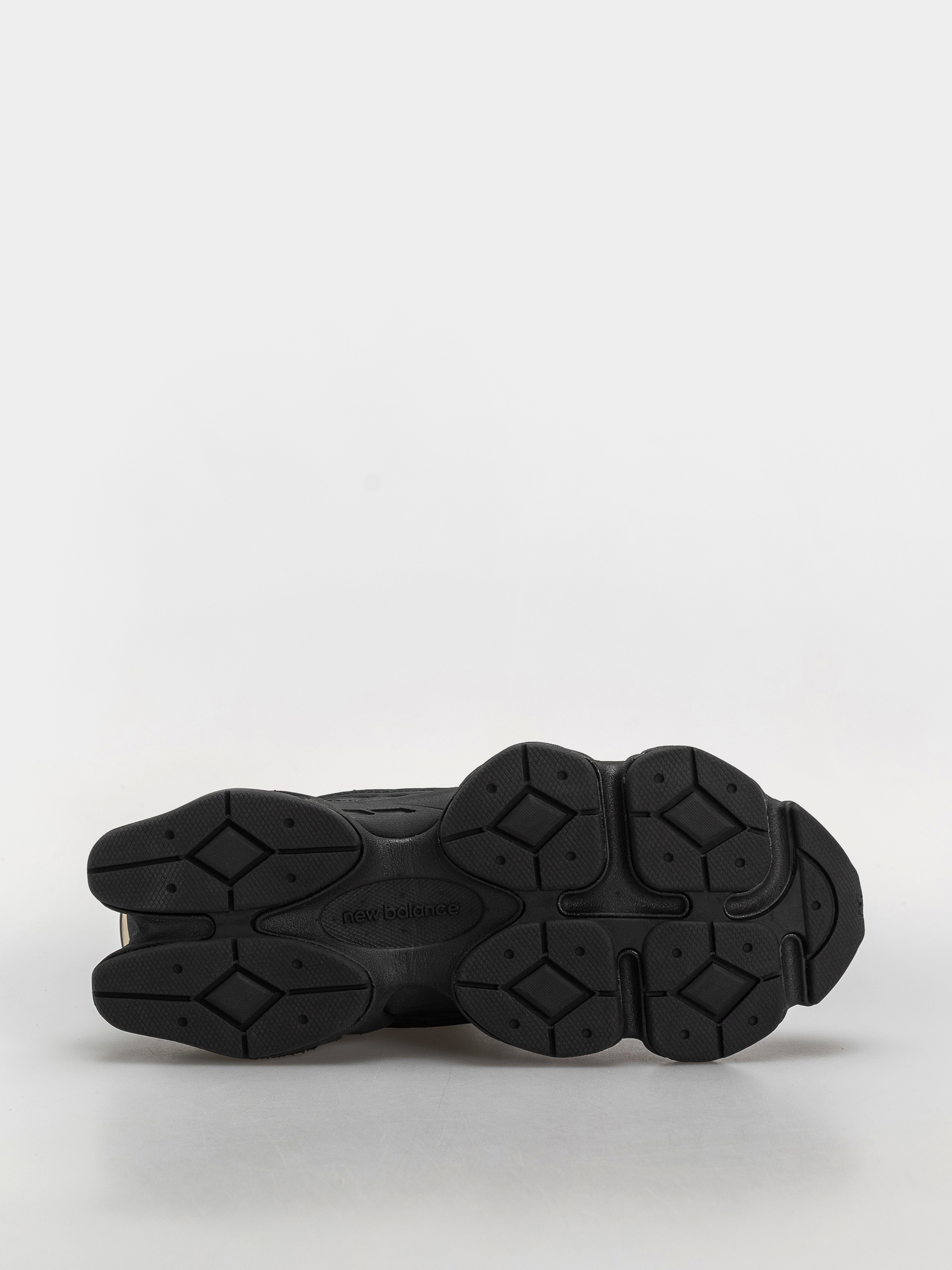 Обувки New Balance 9060 (black/black)