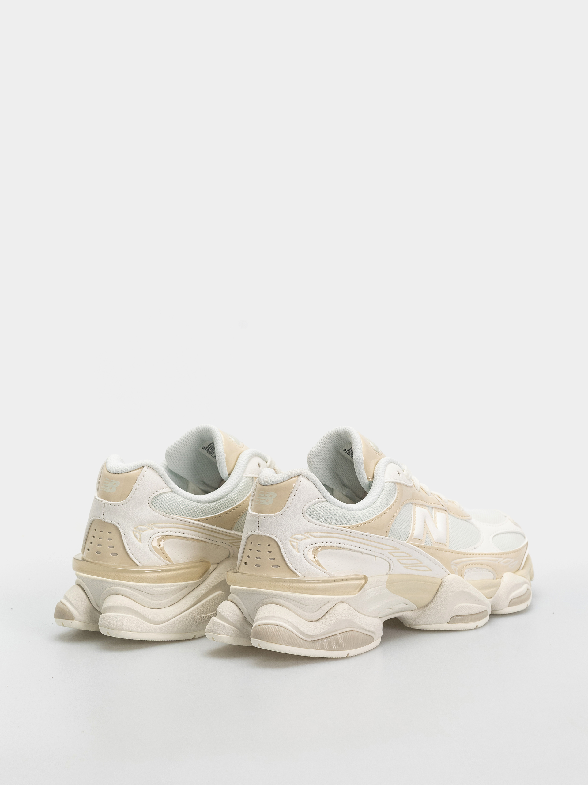 Обувки New Balance 9060 (bone/sea salt)
