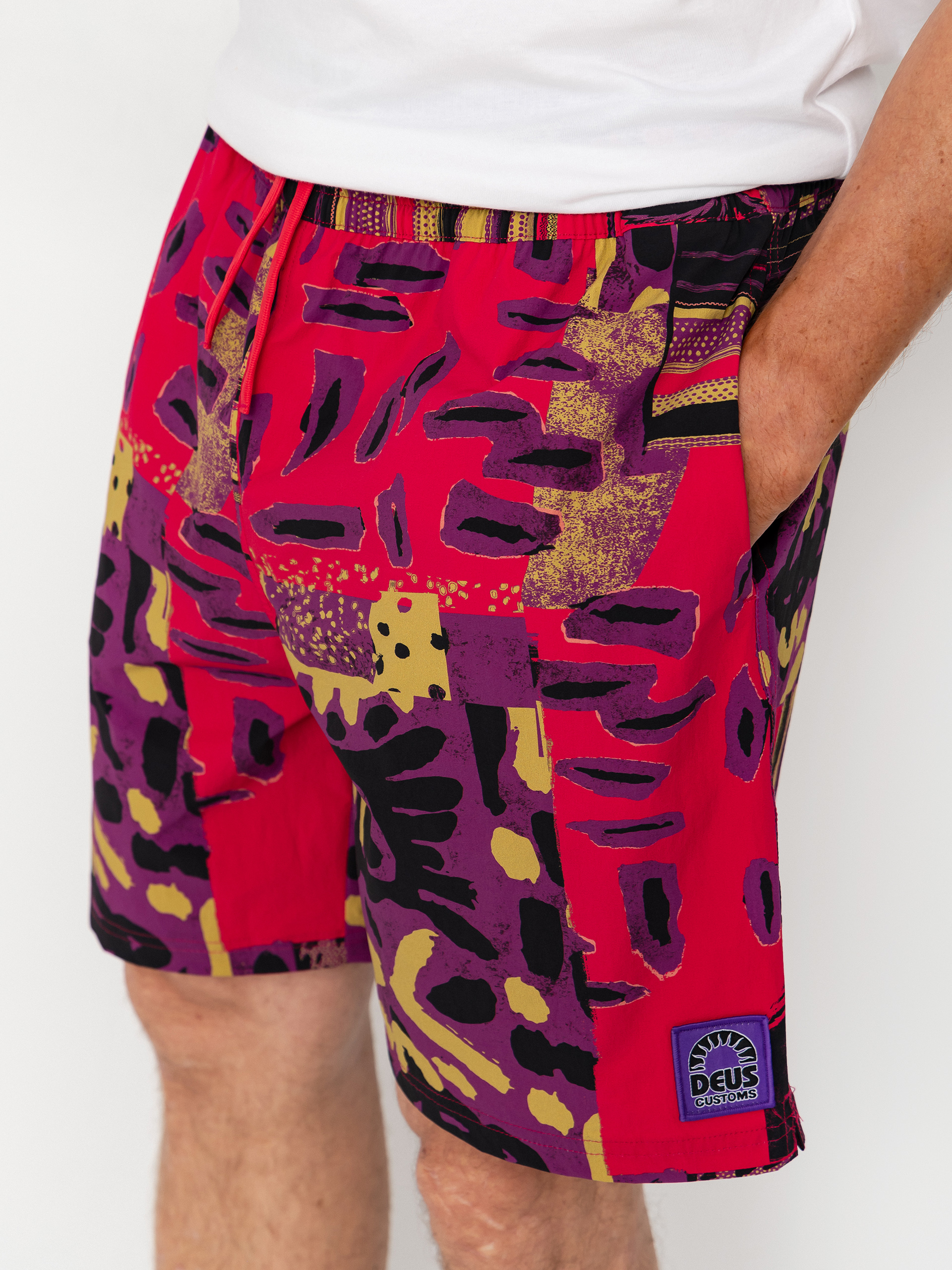 Къси панталони Deus Ex Machina Freamon Swim (melon red)