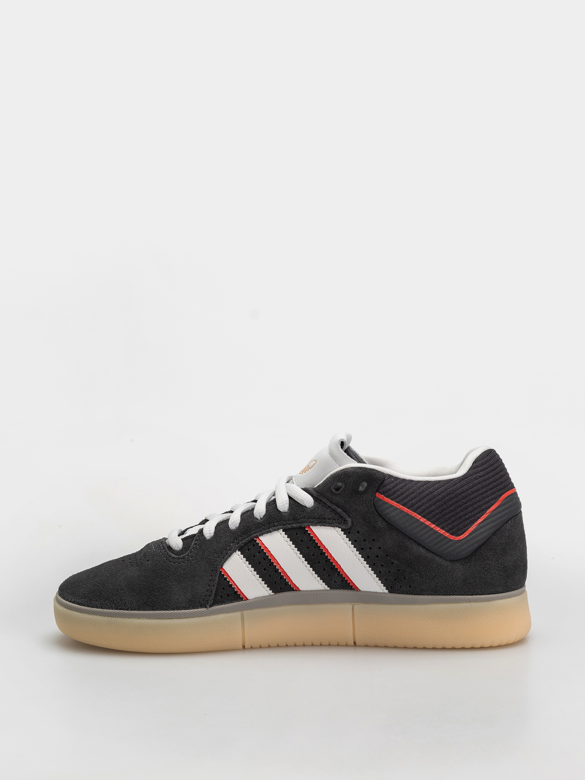 Обувки adidas Tyshawn (carbon/crywht/betsca)