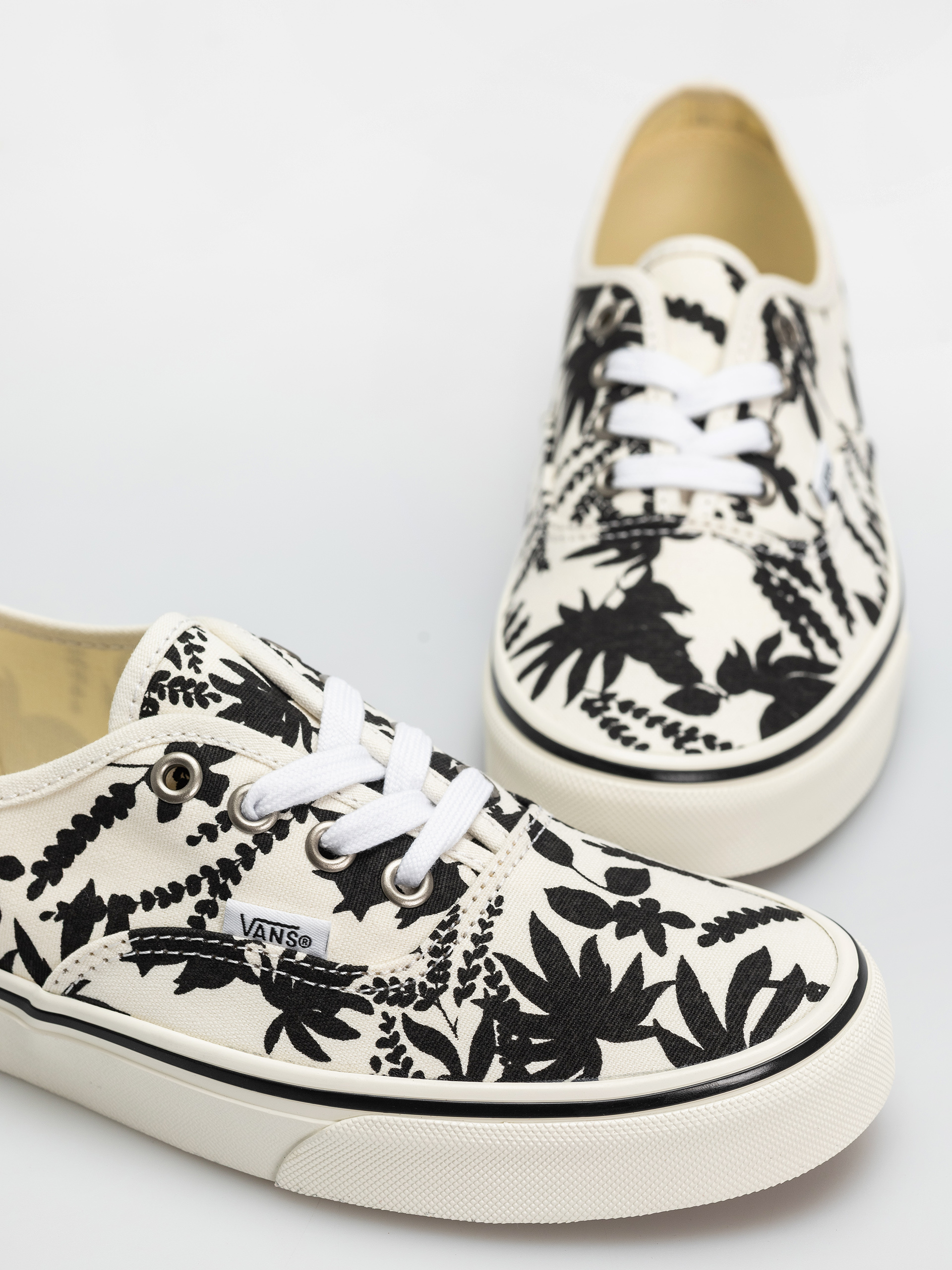 Обувки Vans Authentic (black)