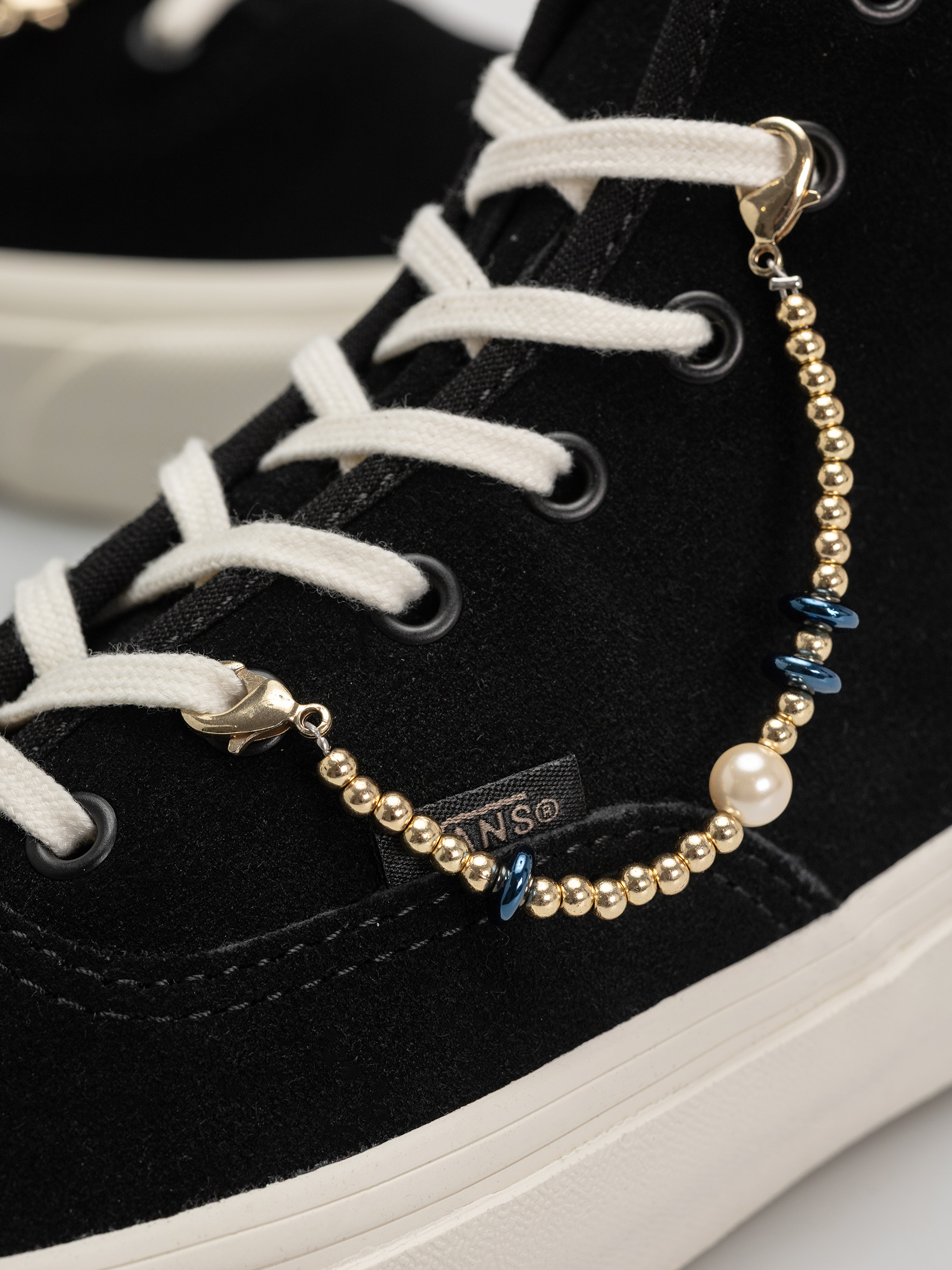 Обувки Vans Authentic Hi 2.0 (black/gold)