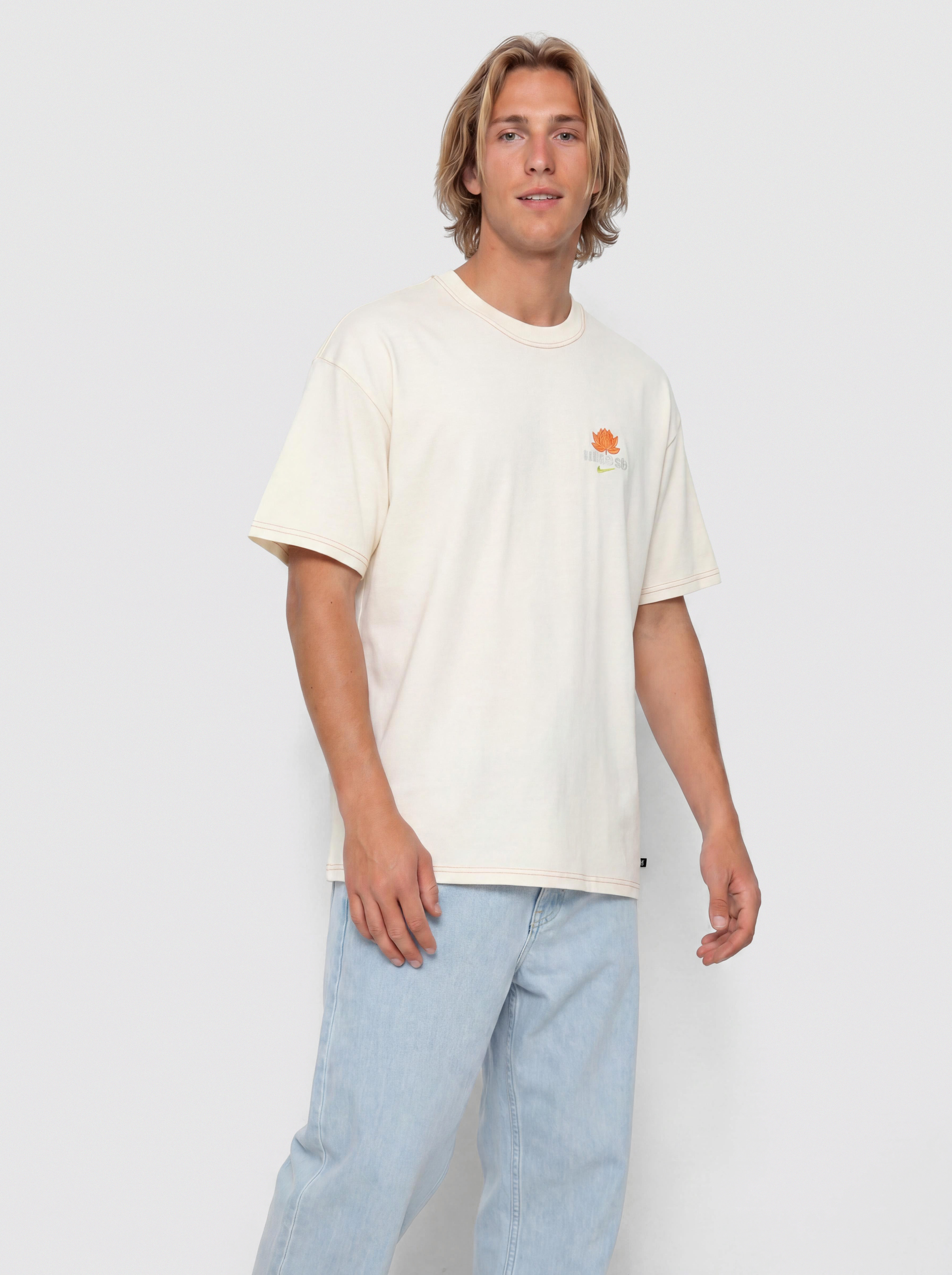 Тениска Nike SB Lse Tny (coconut milk)