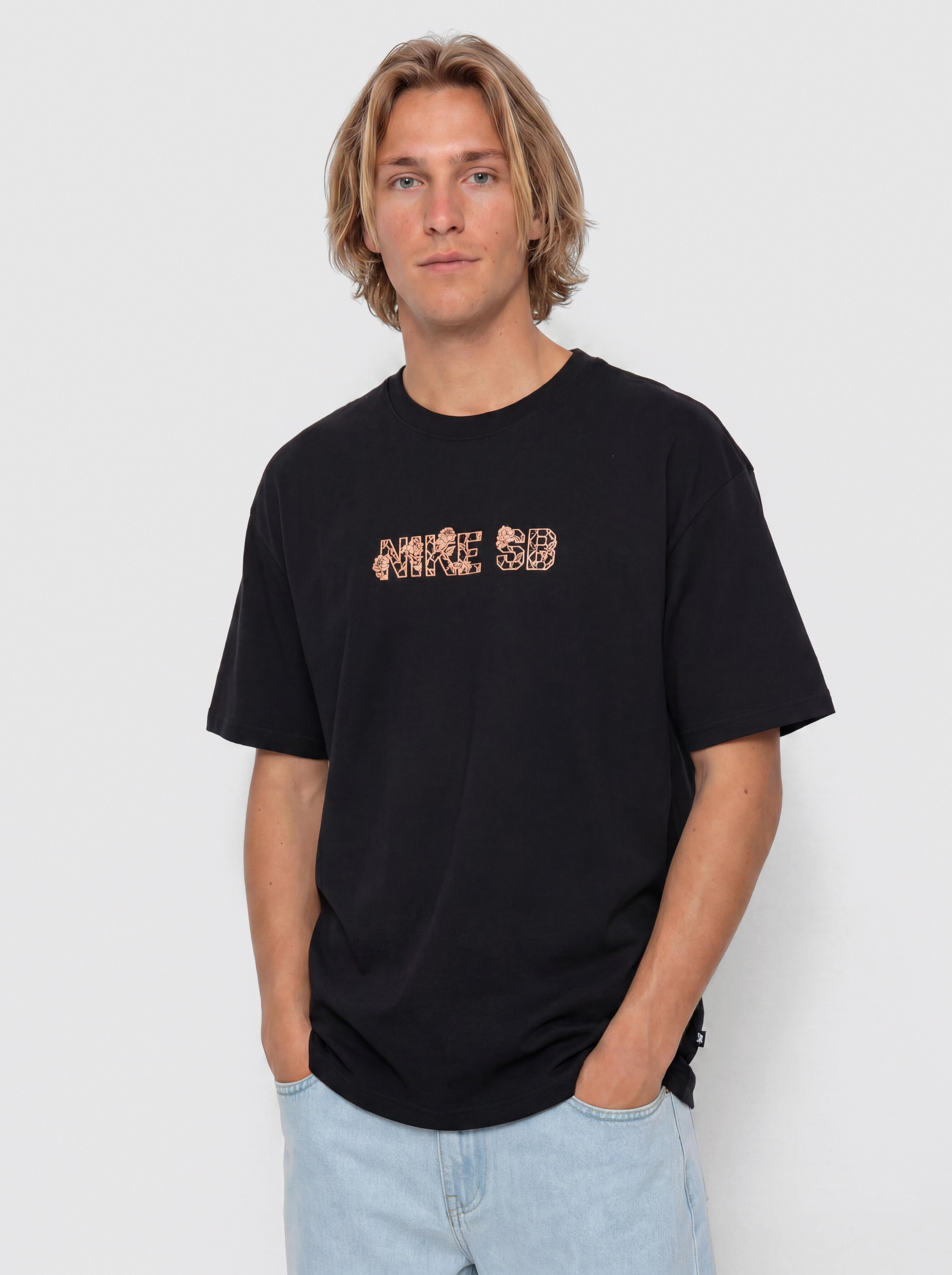 Тениска Nike SB Varsity (black)