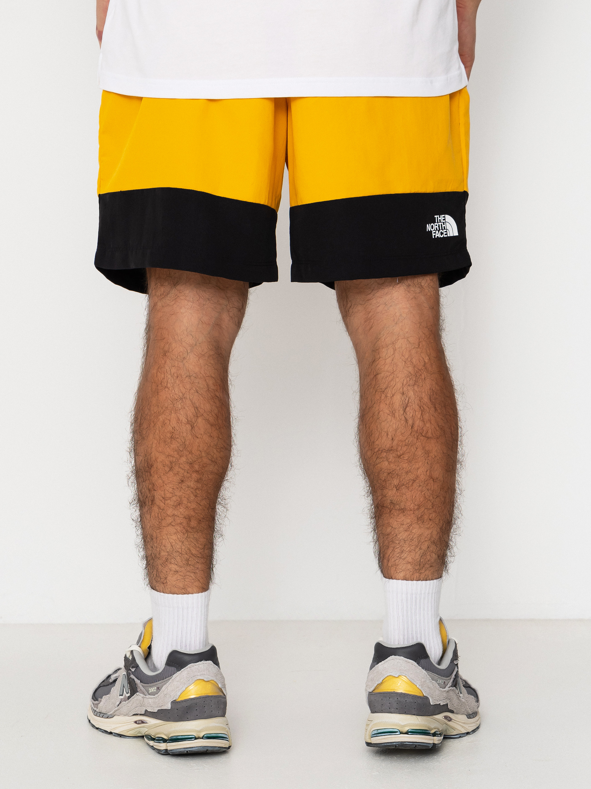 Къси панталони The North Face Leynar (sumitgld/tnfblk)