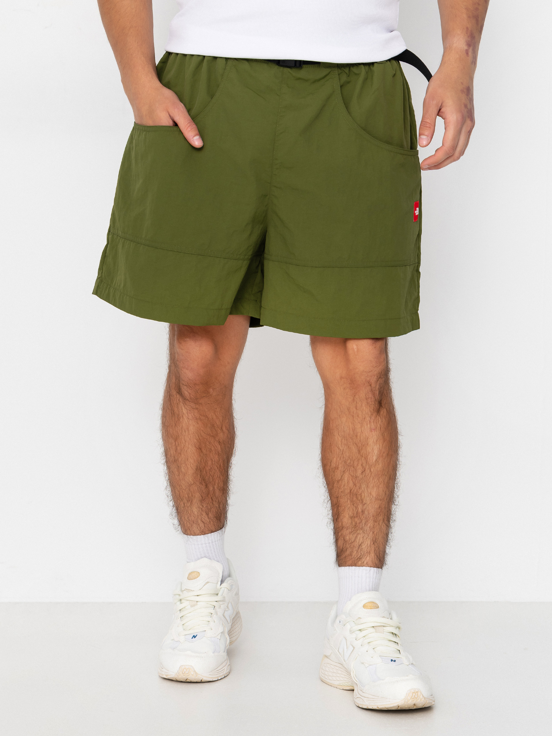 u041au044au0441u0438 u043fu0430u043du0442u0430u043bu043eu043du0438 The North Face Tnf Red Box Nylon Belted (woodland green)