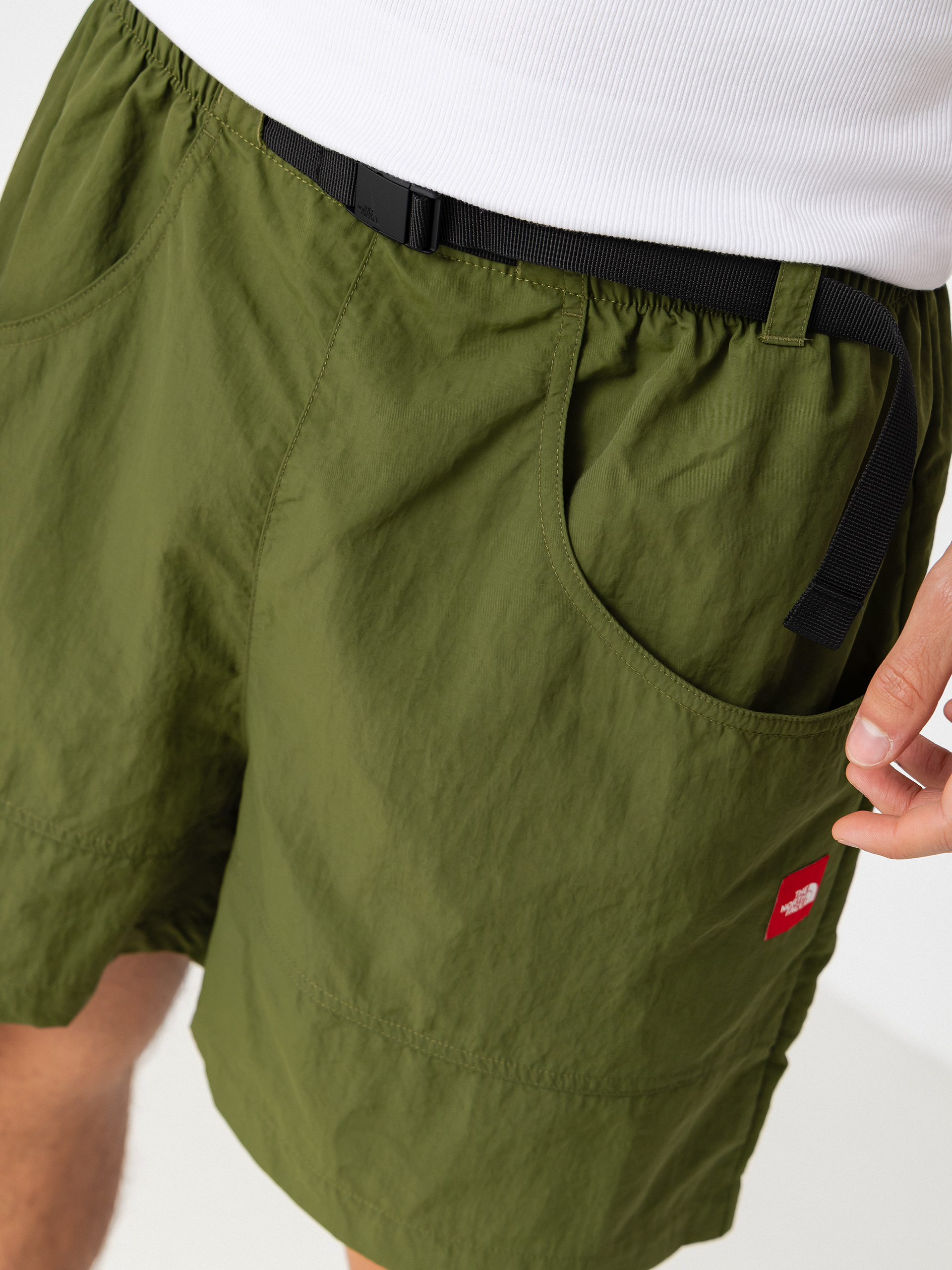 Къси панталони The North Face Tnf Red Box Nylon Belted (woodland green)