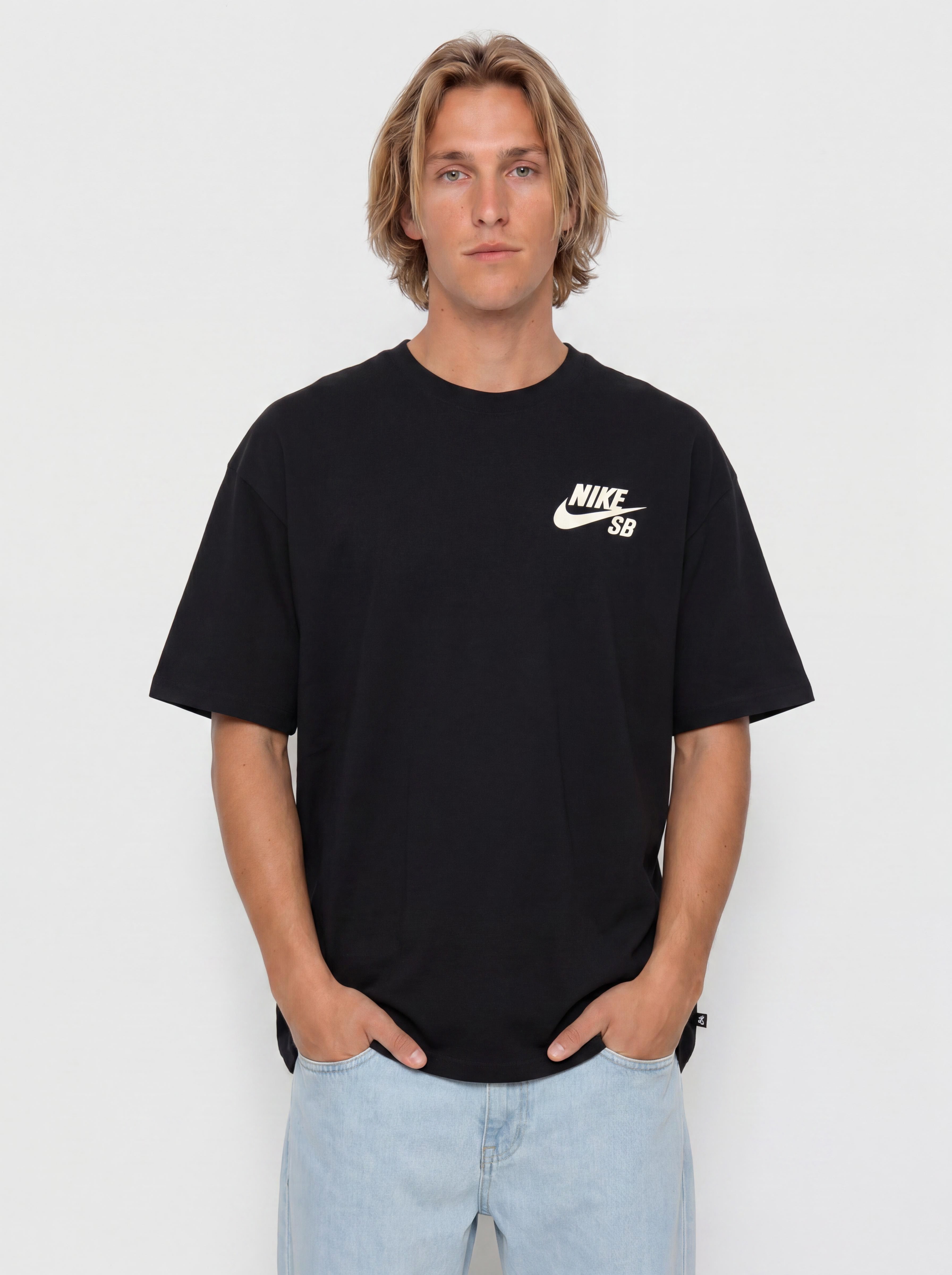 Тениска Nike SB Logo (black/coconut milk)