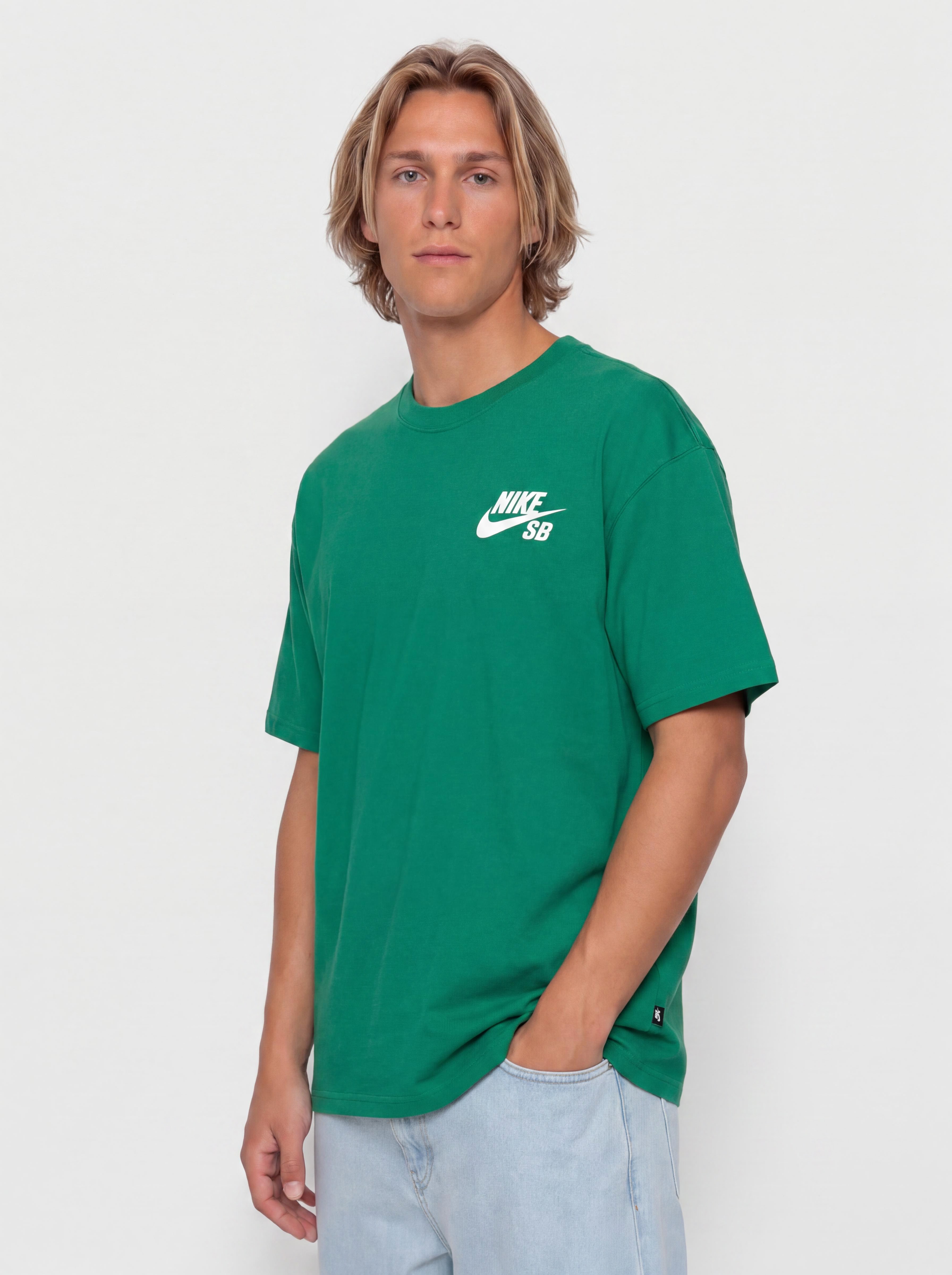 Тениска Nike SB Logo (malachite)