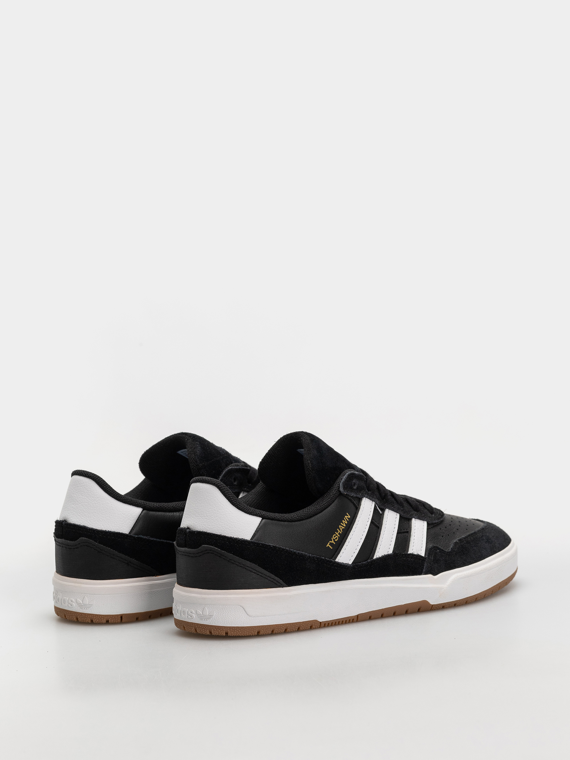 Обувки adidas Tyshawn II (cblack/ftwwht/gum4)