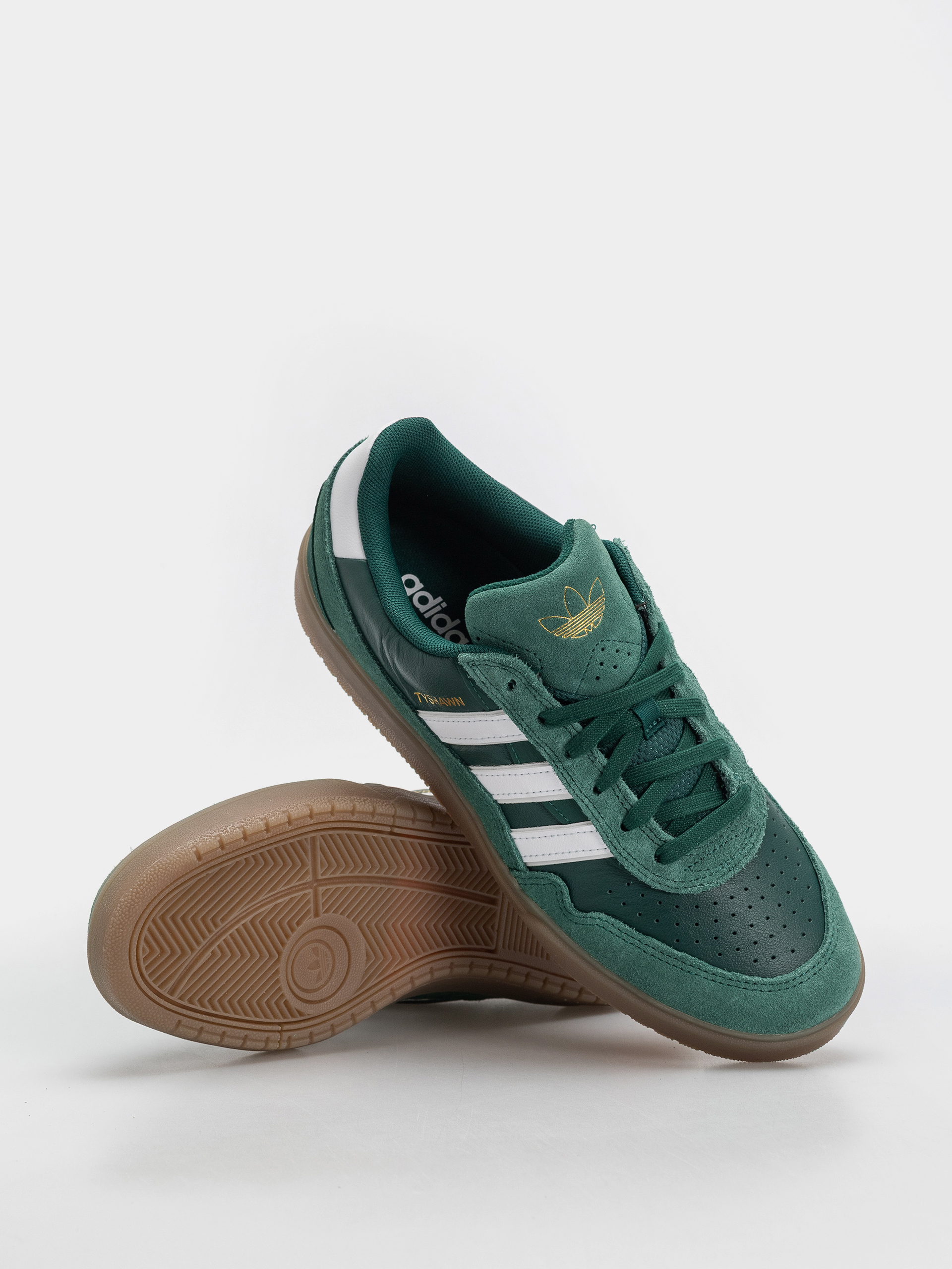 Обувки adidas Tyshawn II (cgreen/ftwwht/gum5)