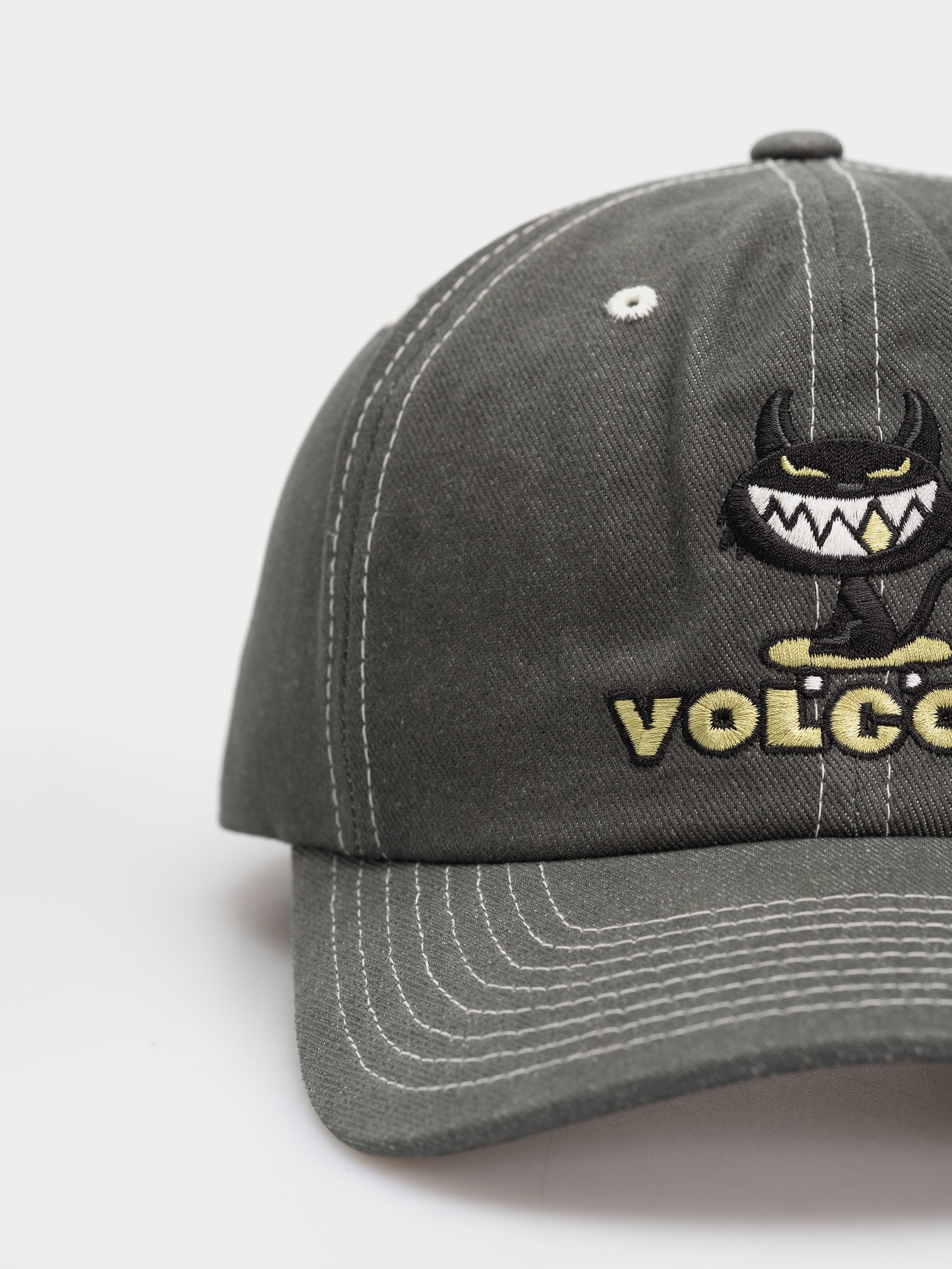 Шапка с козирка Volcom Chops Adj (wintermoss)