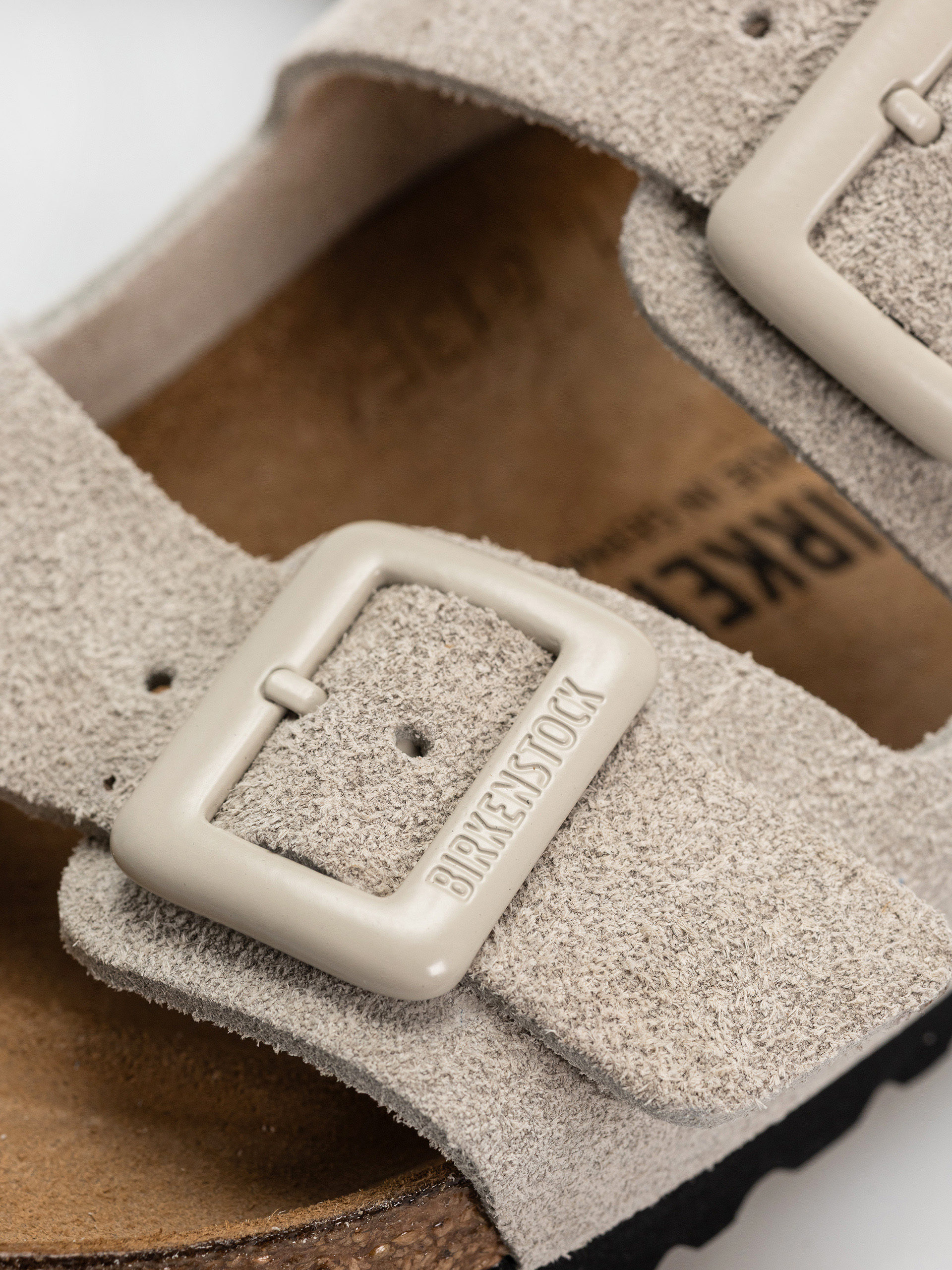Чехли Birkenstock Arizona Suede Leather Cushion Buckle Narrow Wmn (oyster)