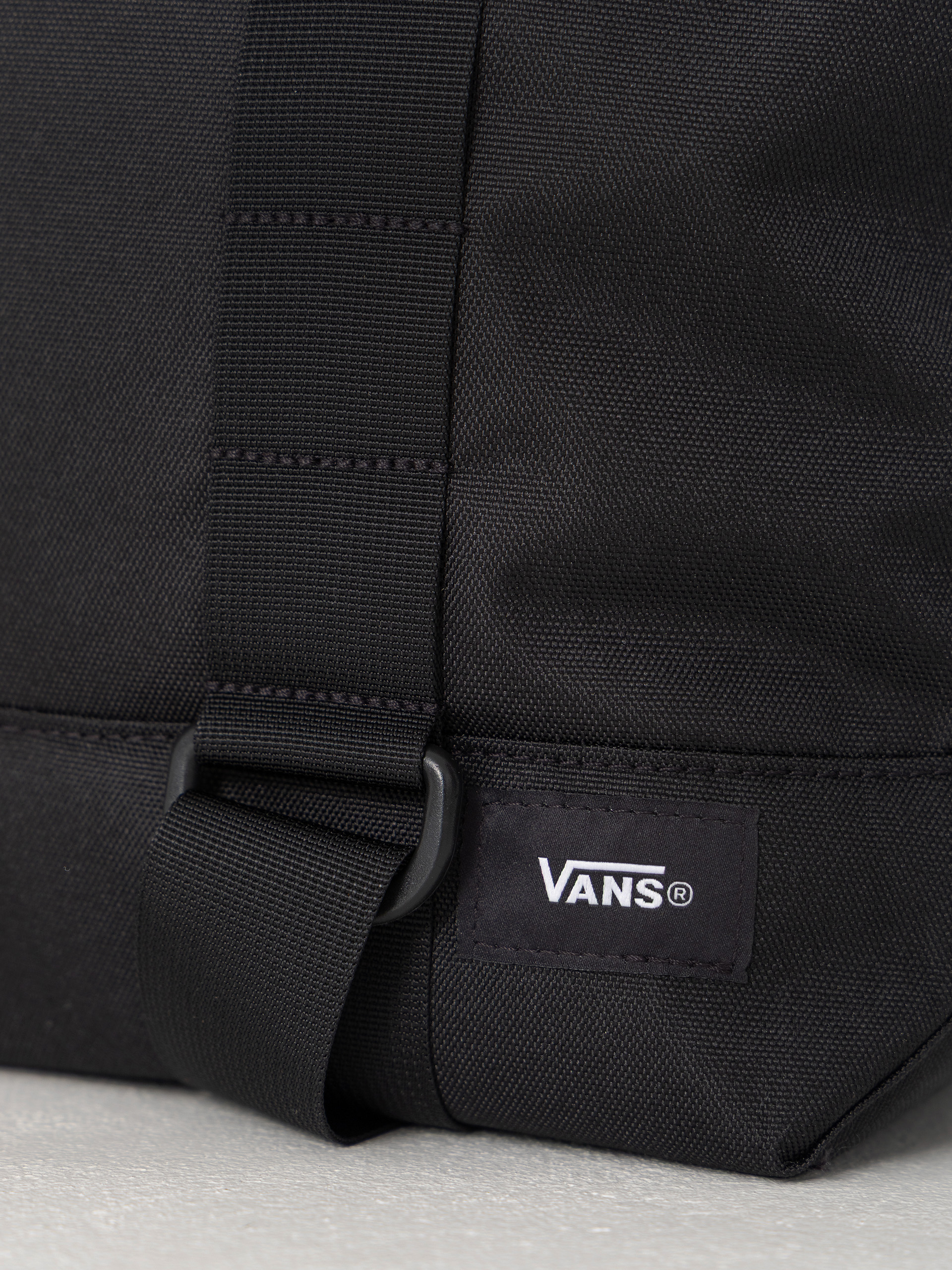 Чанта Vans Pergs 2.0 Commuter Tote (black)