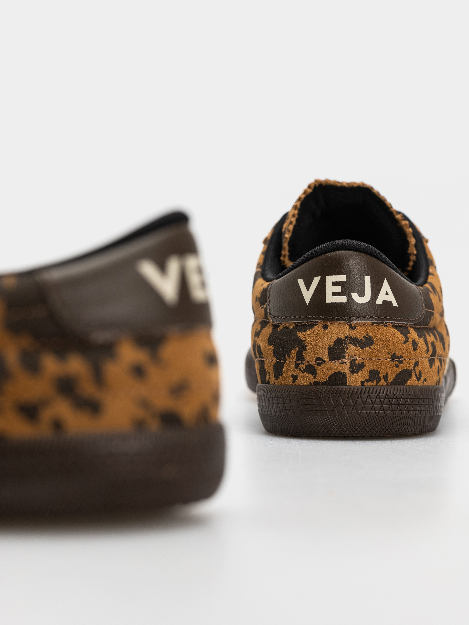 Обувки Veja Panenka Wmn (camel wild country)