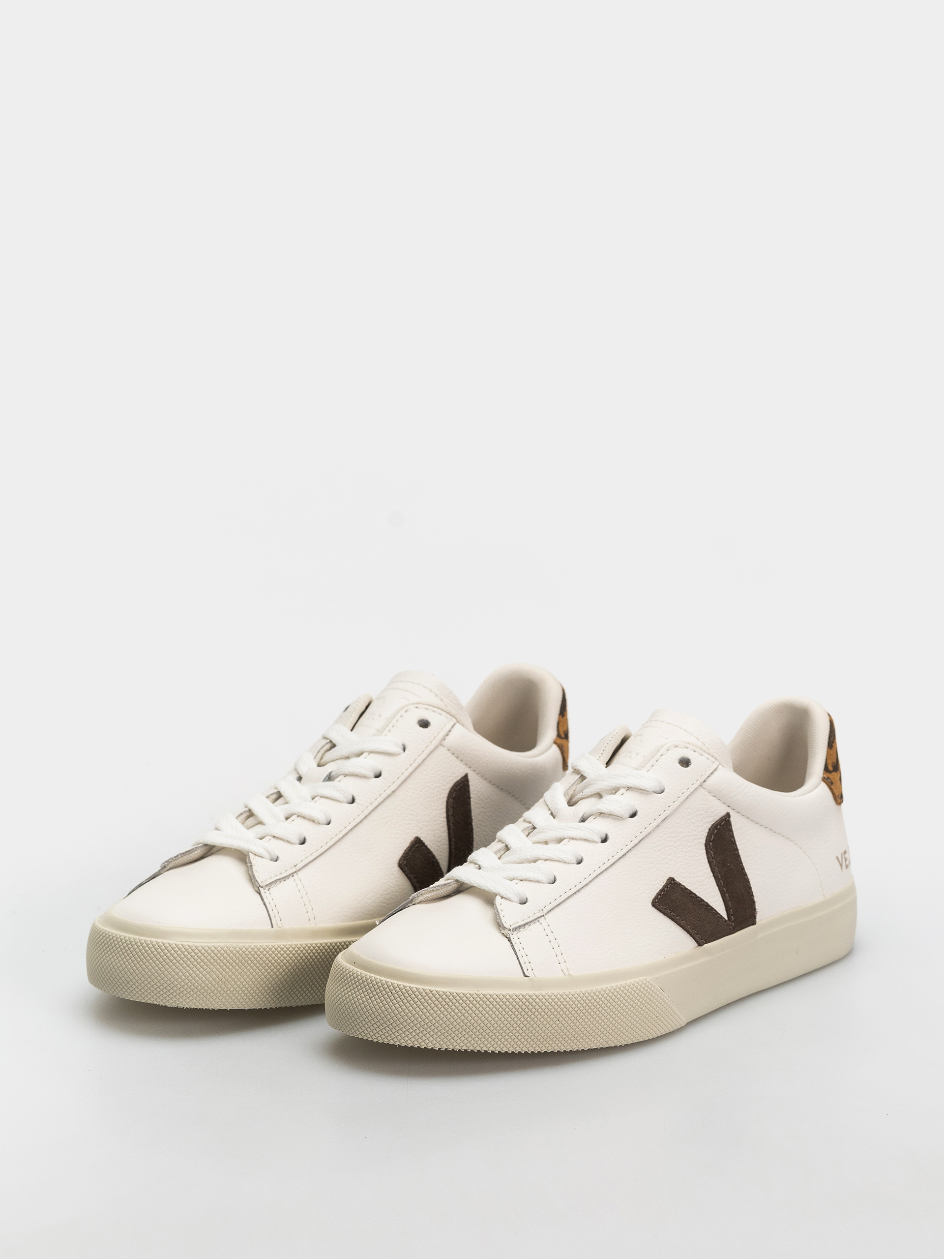 Обувки Veja Campo Wmn (white camel wild country)