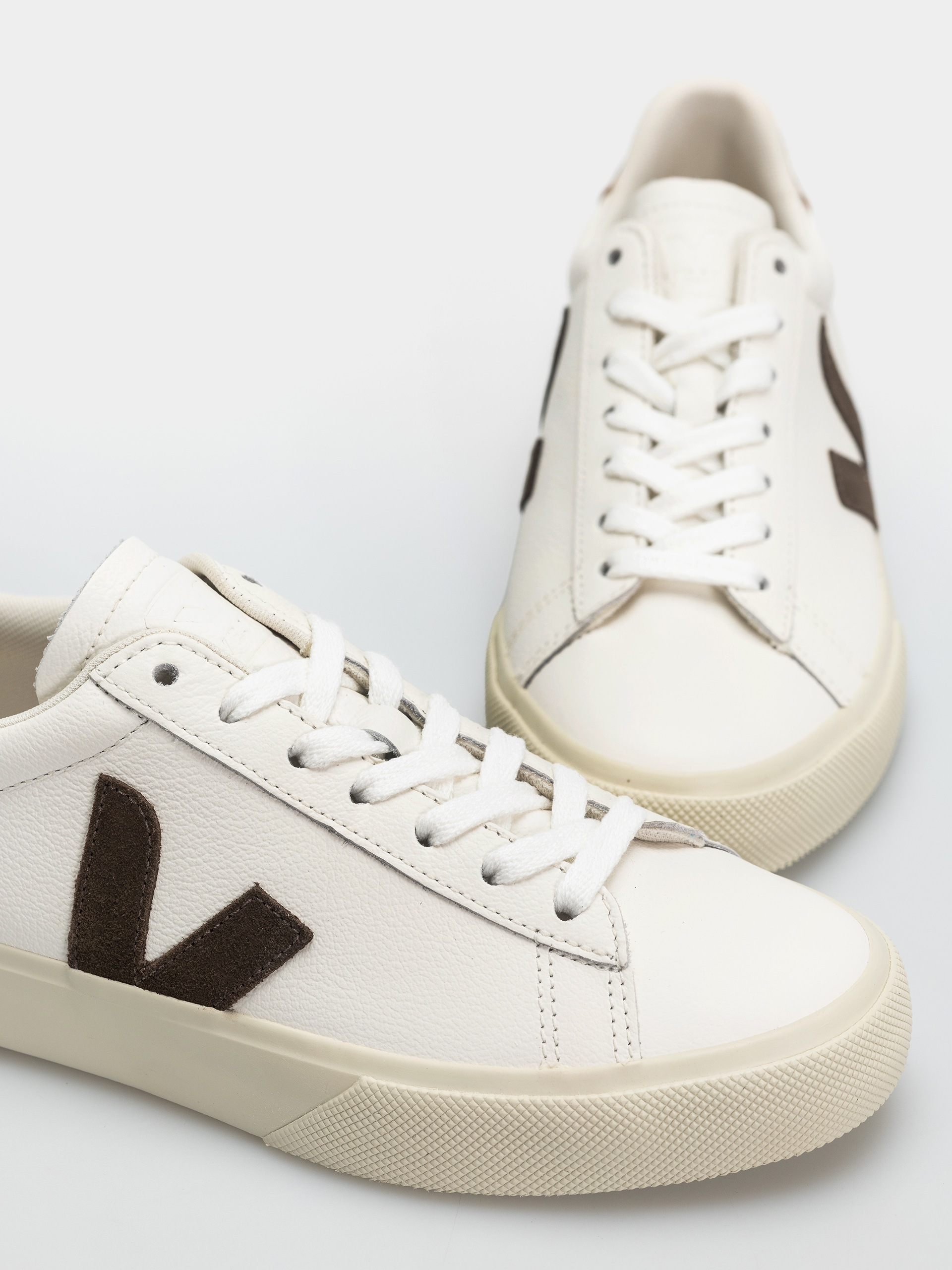 Обувки Veja Campo Wmn (white camel wild country)