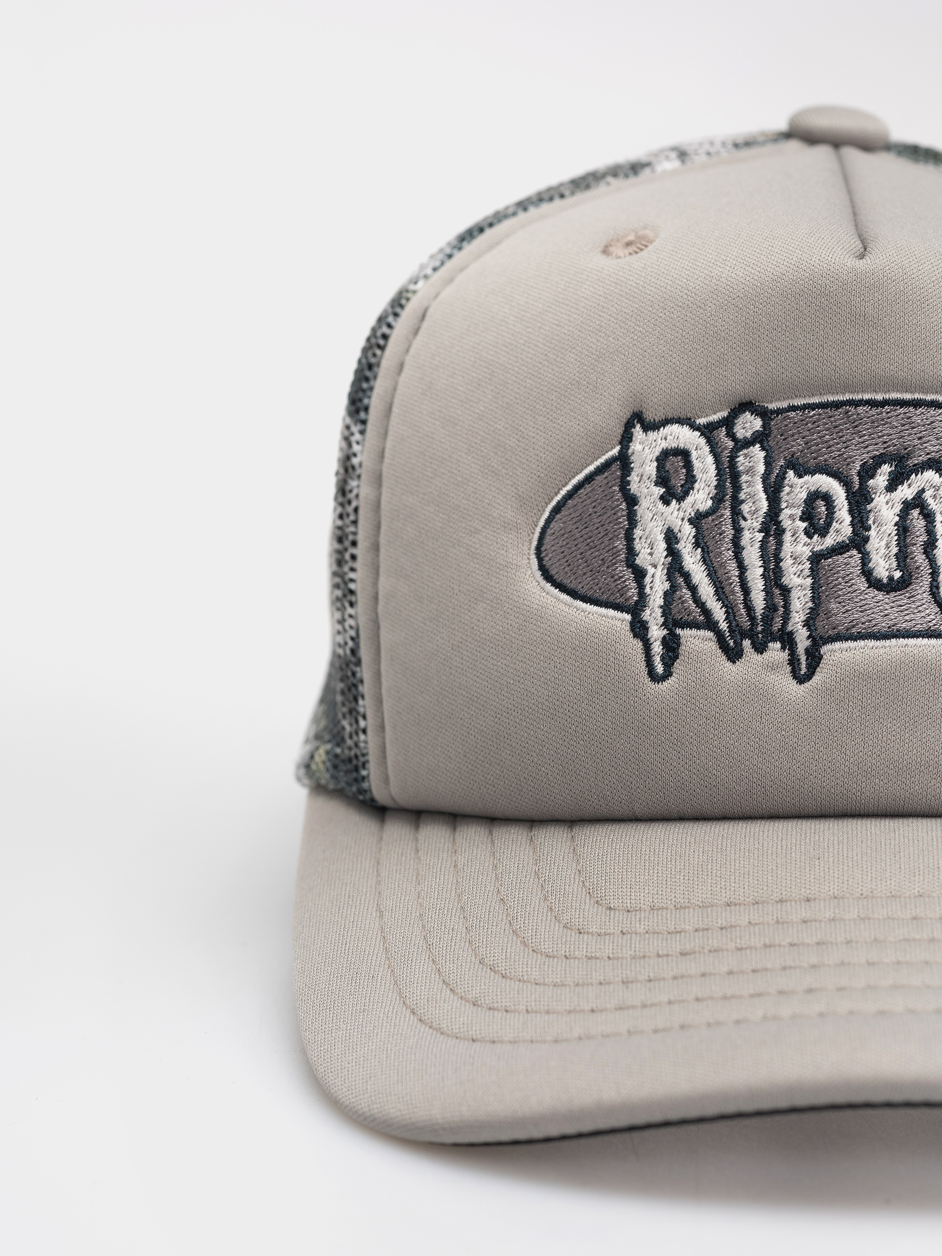 Шапка с козирка RipNDip Sic Trucker (sage)