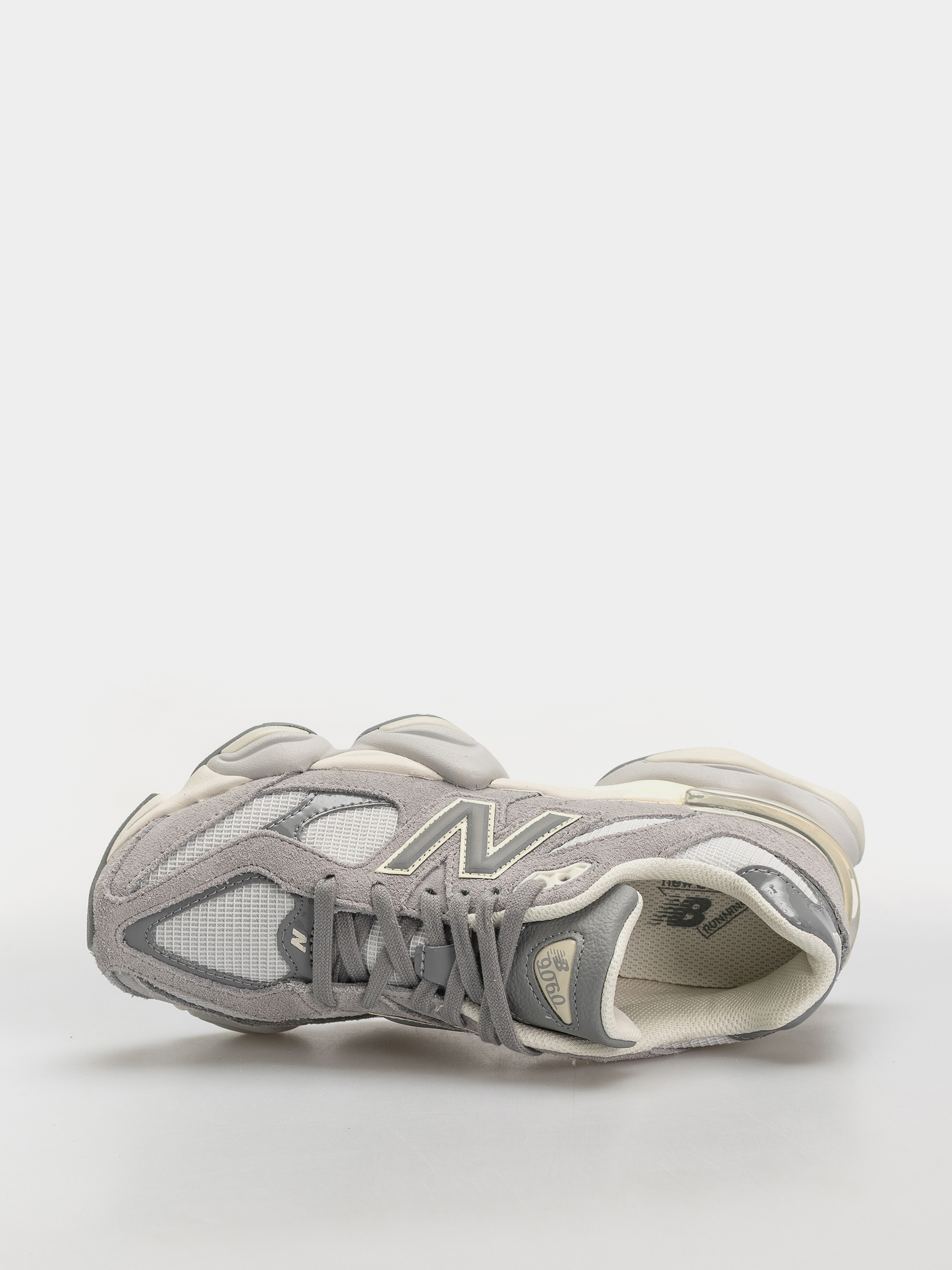 Обувки New Balance 9060 (angora/reflection)
