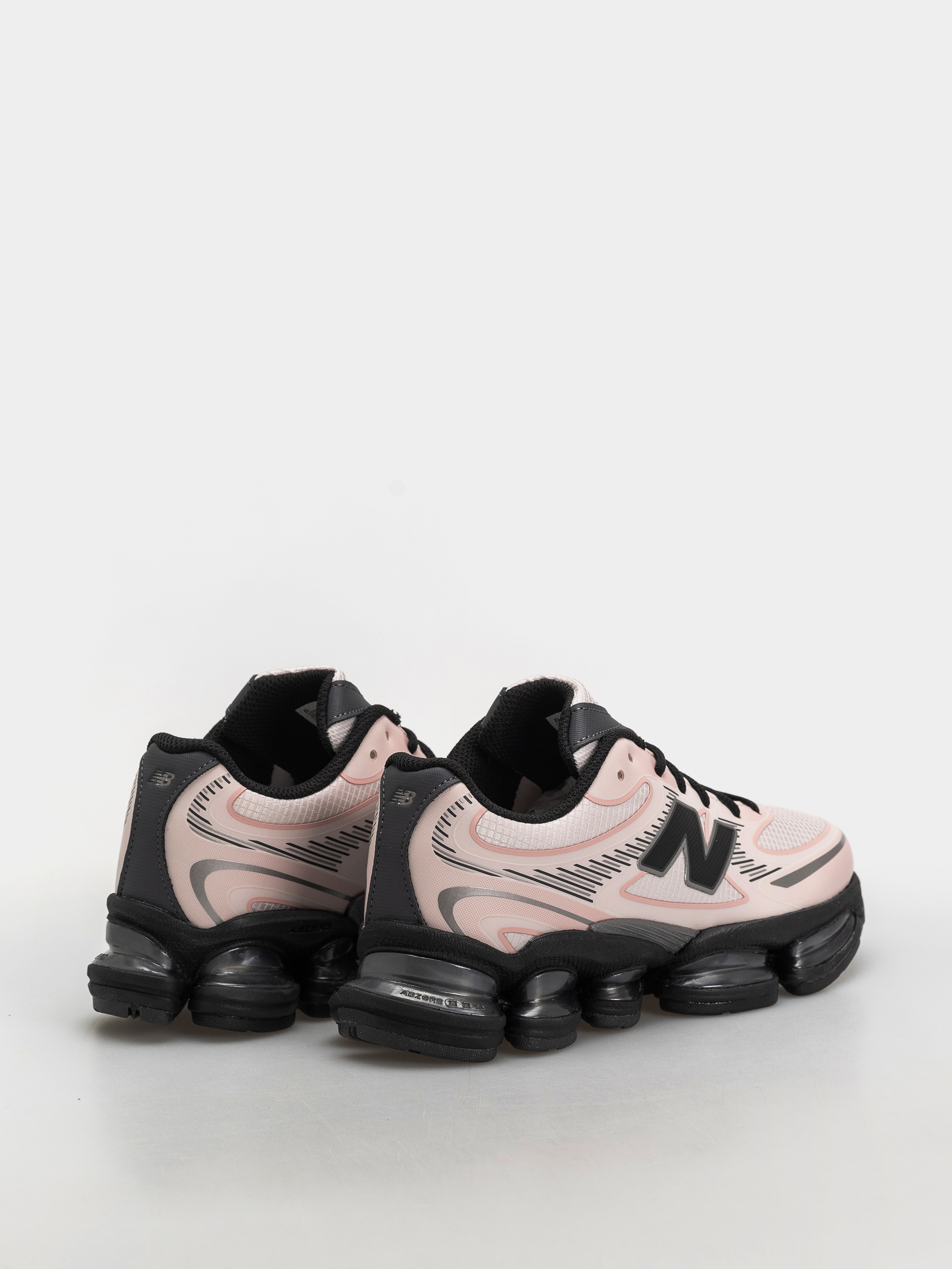 Обувки New Balance 2000 (pink granite/pink chalk/black)