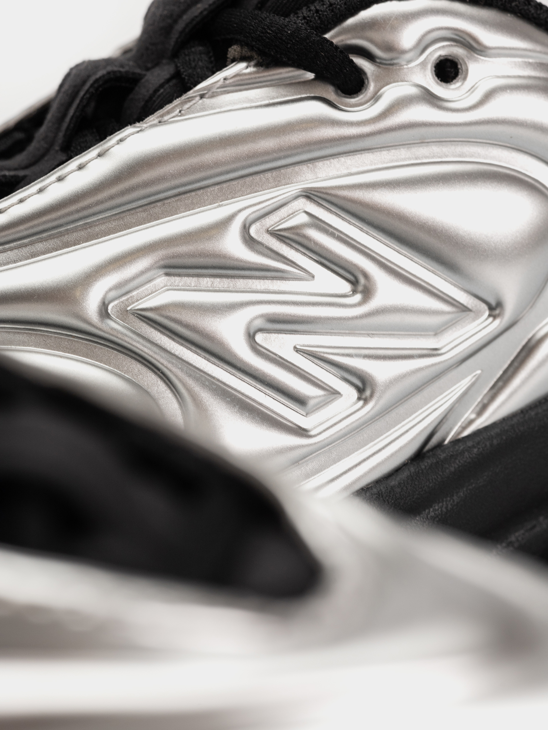 Обувки New Balance 5030 (silver metallic/black)