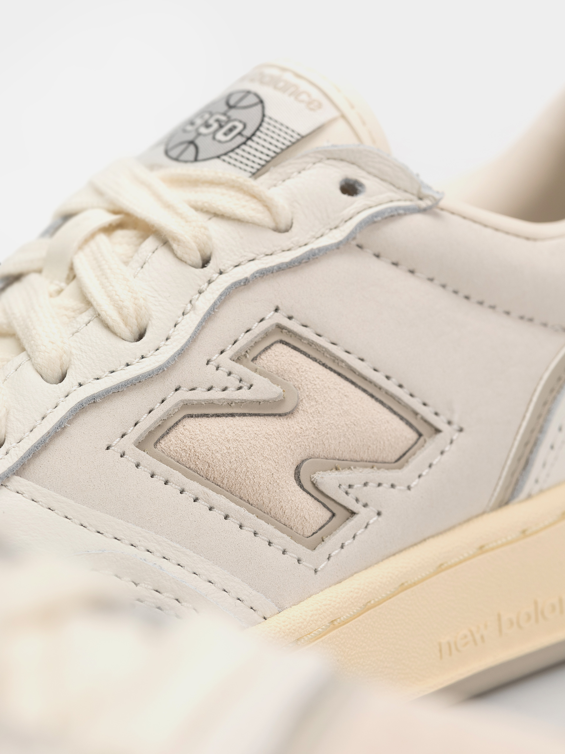 Обувки New Balance 950 (angora/shipyard)