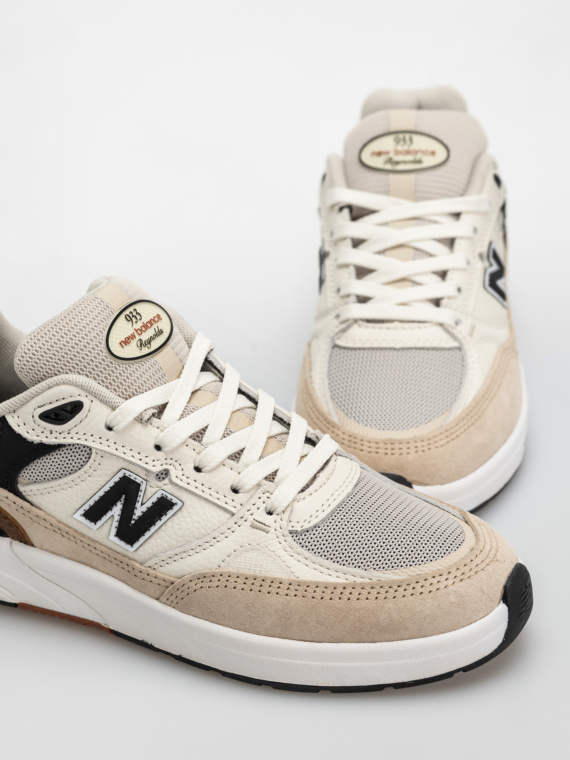 Обувки New Balance 933 (quicksand/sea salt)