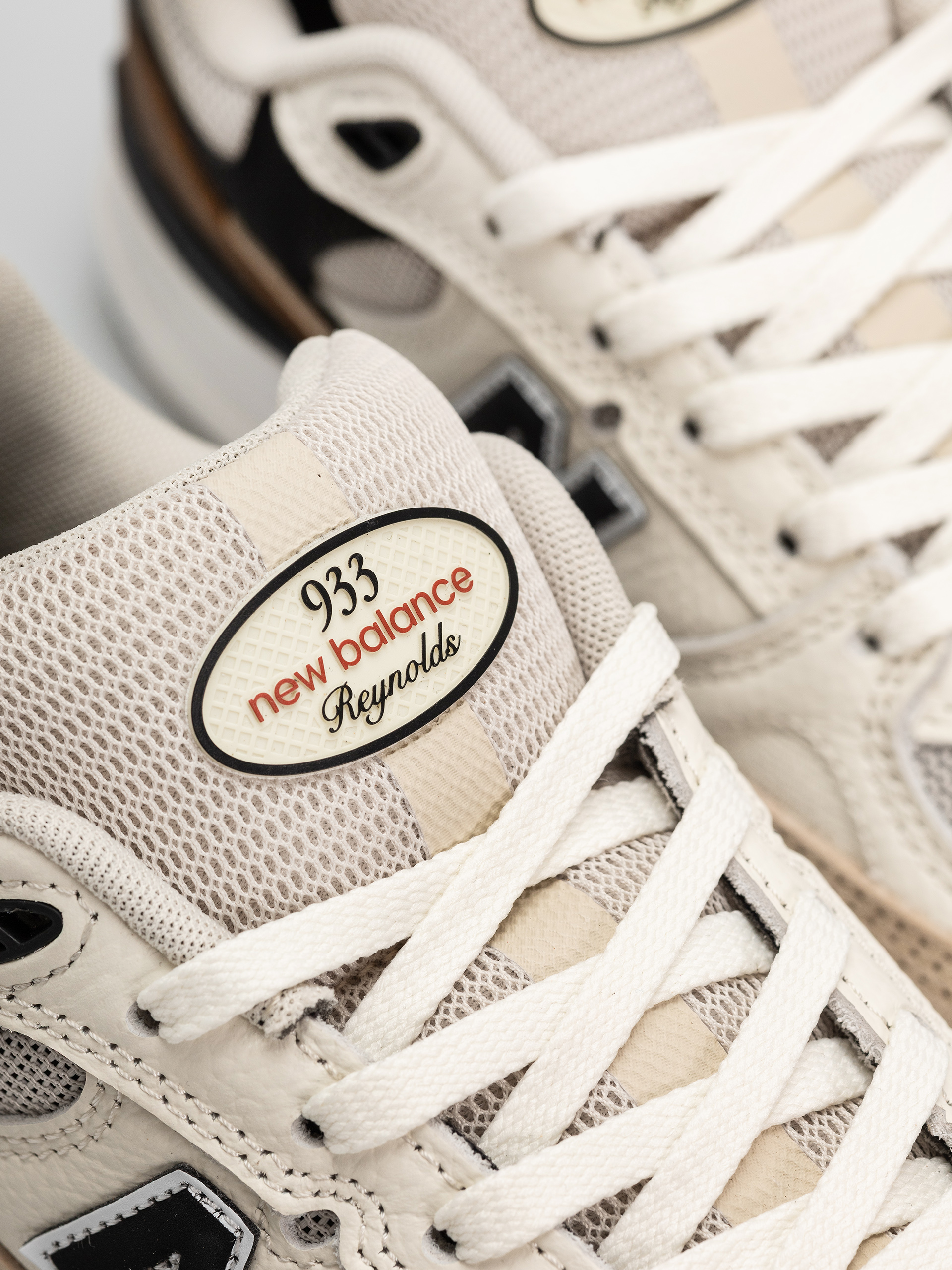 Обувки New Balance 933 (quicksand/sea salt)