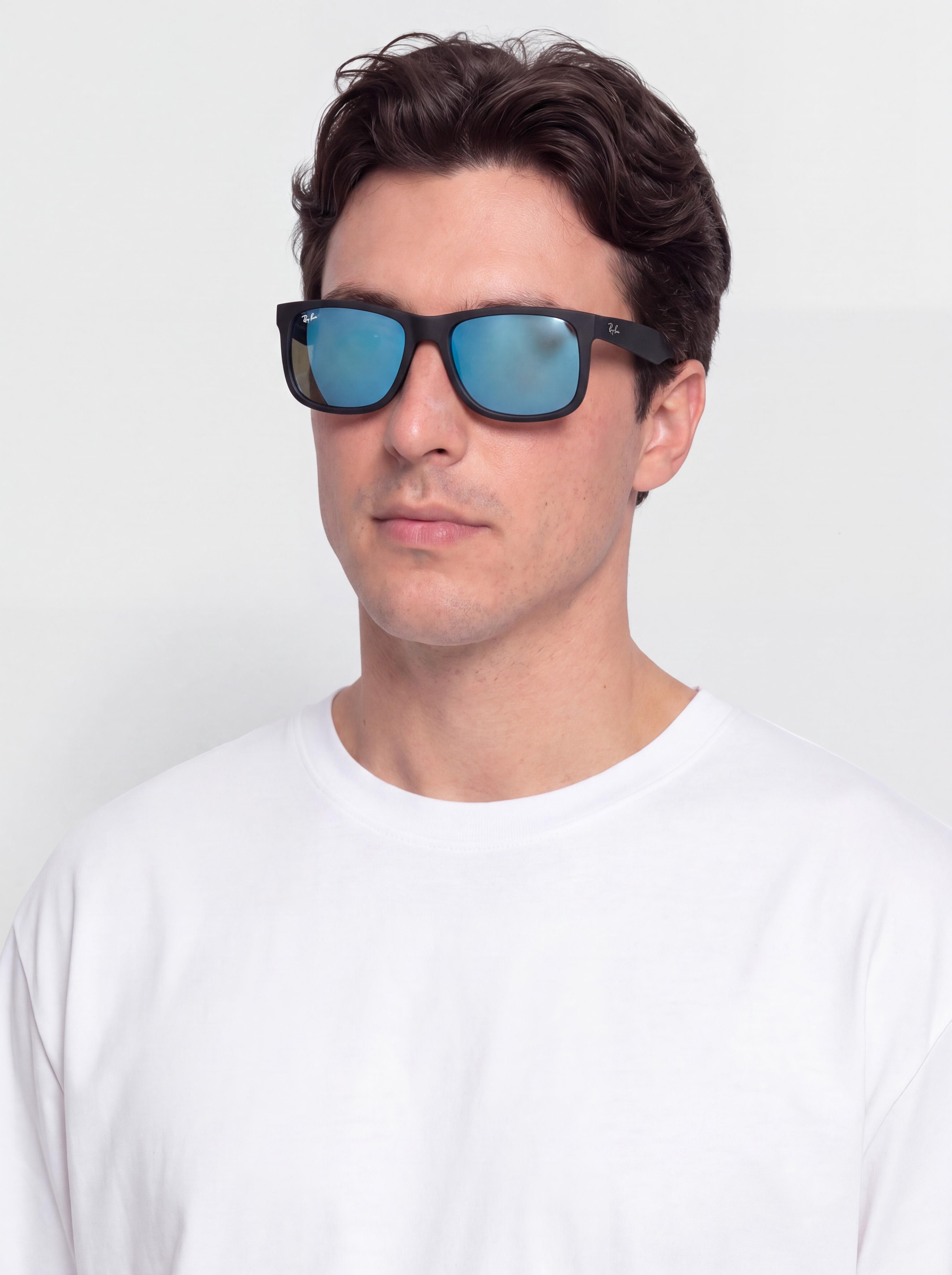 Слънчеви очила Ray-Ban Justin (matowy guma czarny/lustrzany niebieski)