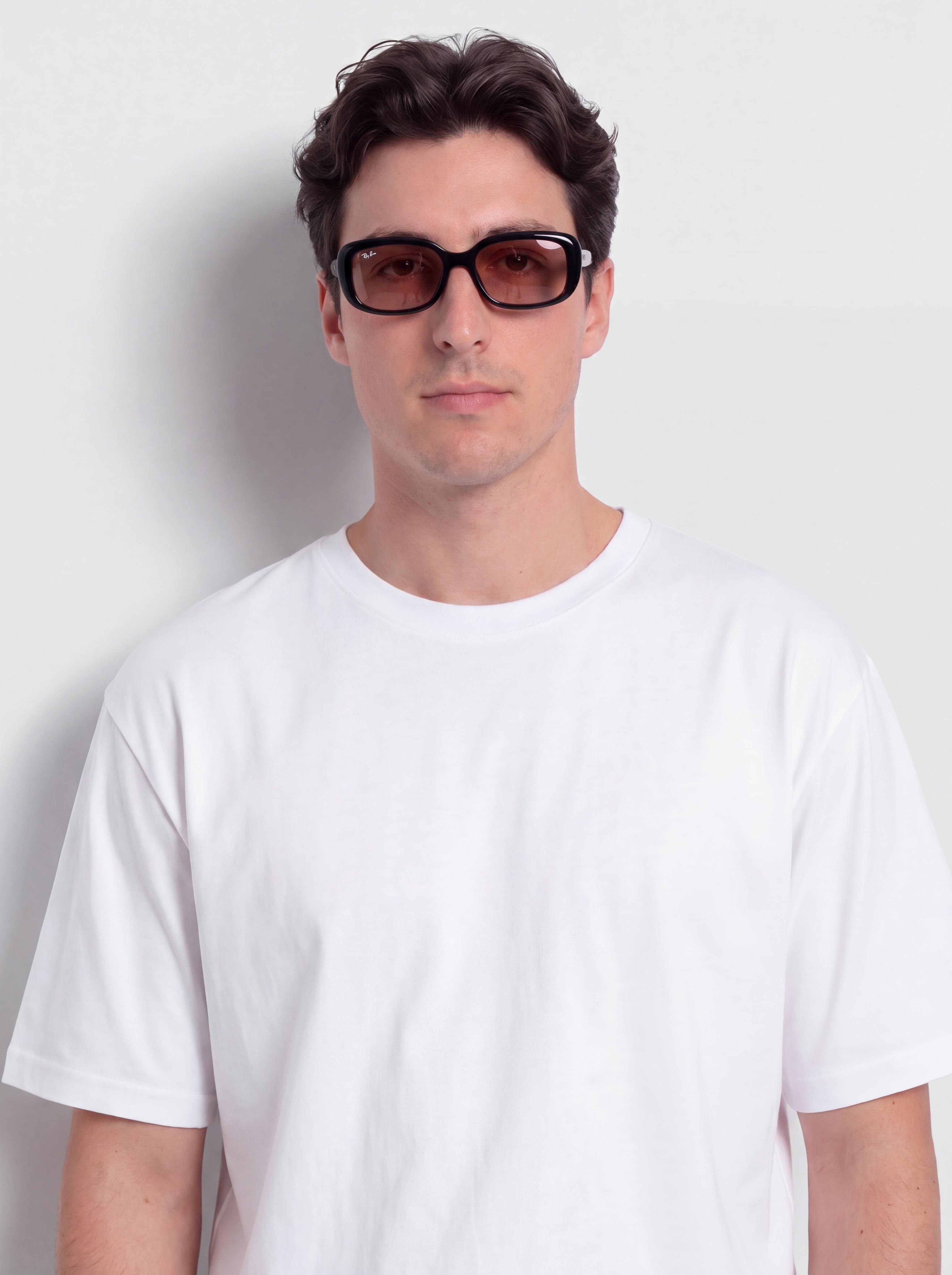 u0421u043bu044au043du0447u0435u0432u0438 u043eu0447u0438u043bu0430 Ray-Ban Rb4421D (polerowany czarny/ciemnoru00f3u017cowe)