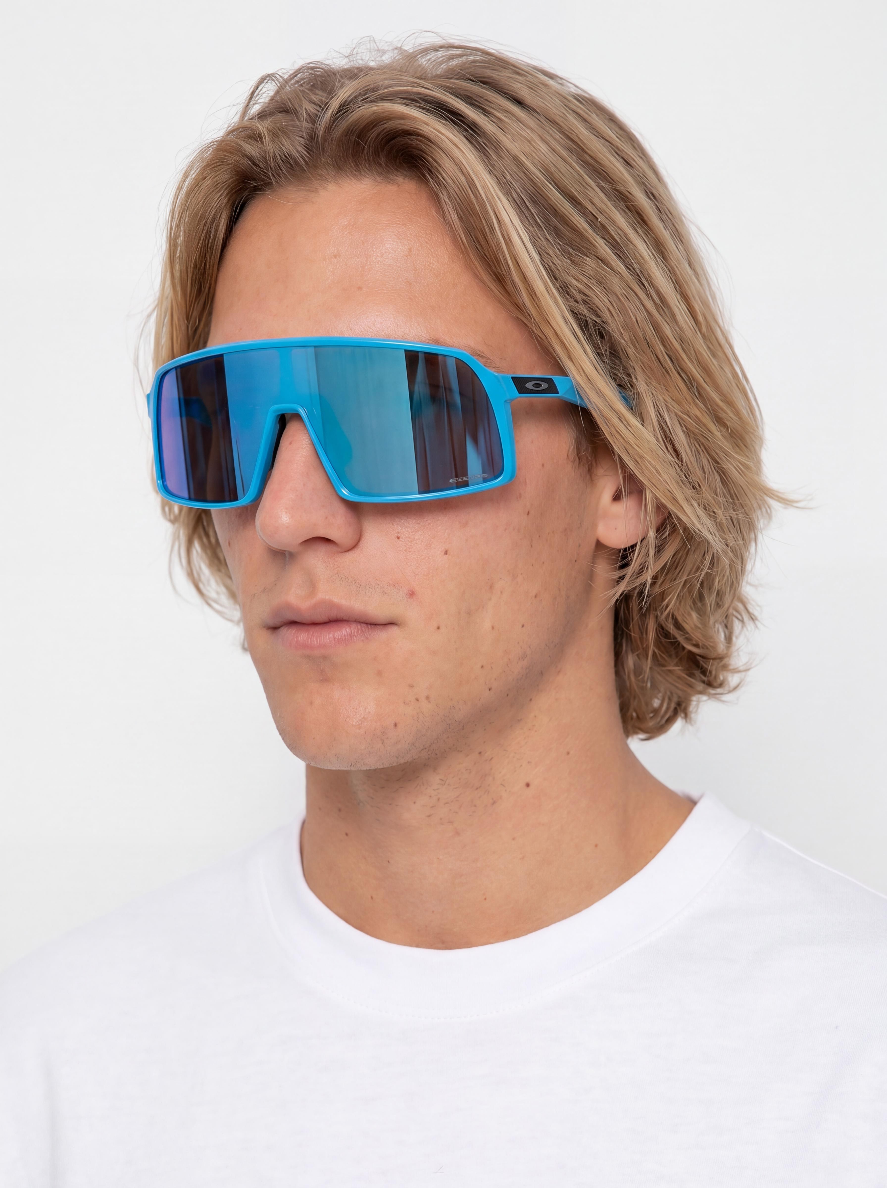 u0421u043bu044au043du0447u0435u0432u0438 u043eu0447u0438u043bu0430 Oakley Sutro (sky/prizm sapphire)