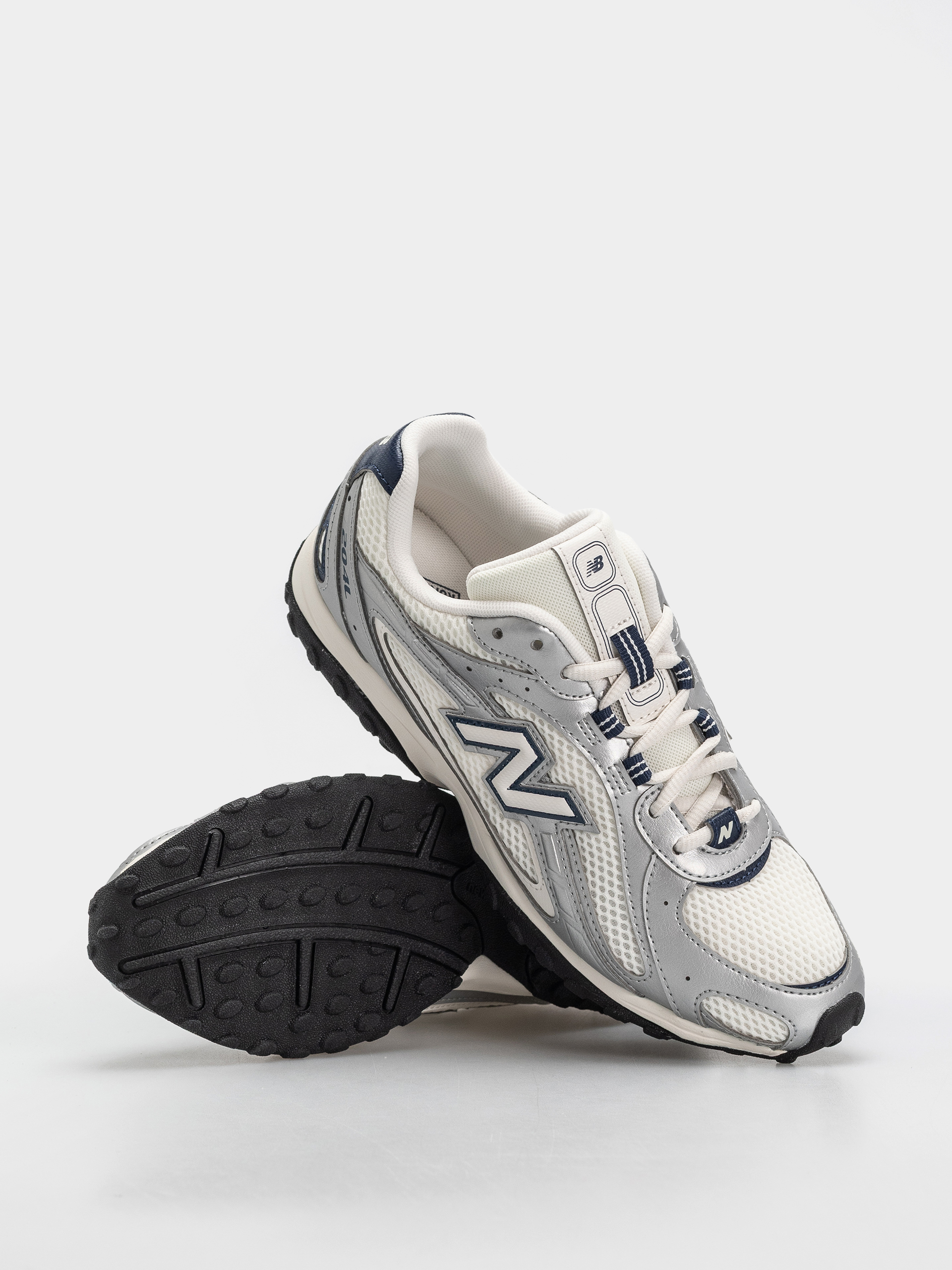 Обувки New Balance 204L (sea salt/silver metallic/nb navy)