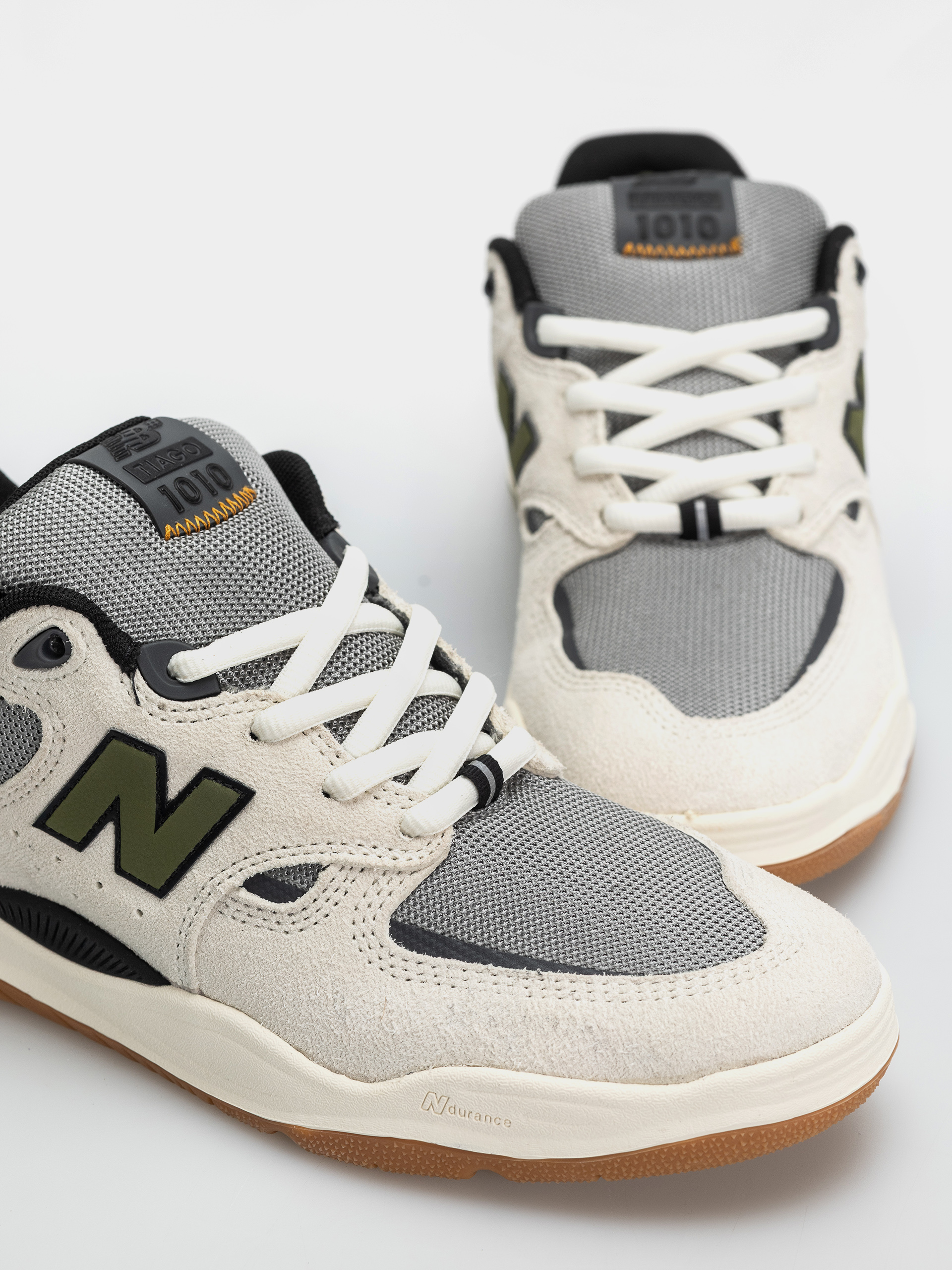 Обувки New Balance 1010 (sea salt/dark olivine)