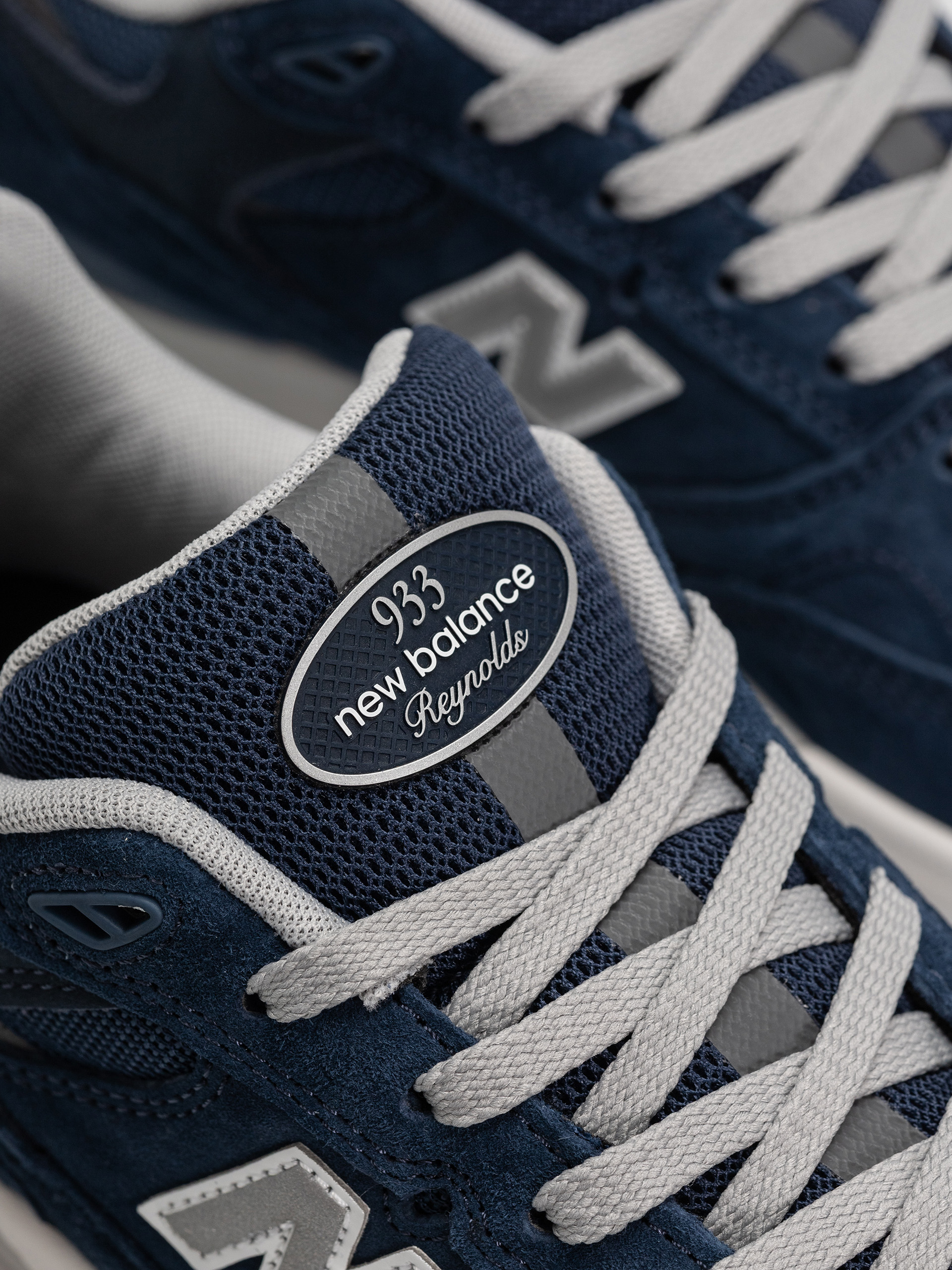 Обувки New Balance 933 (navy/slate grey)