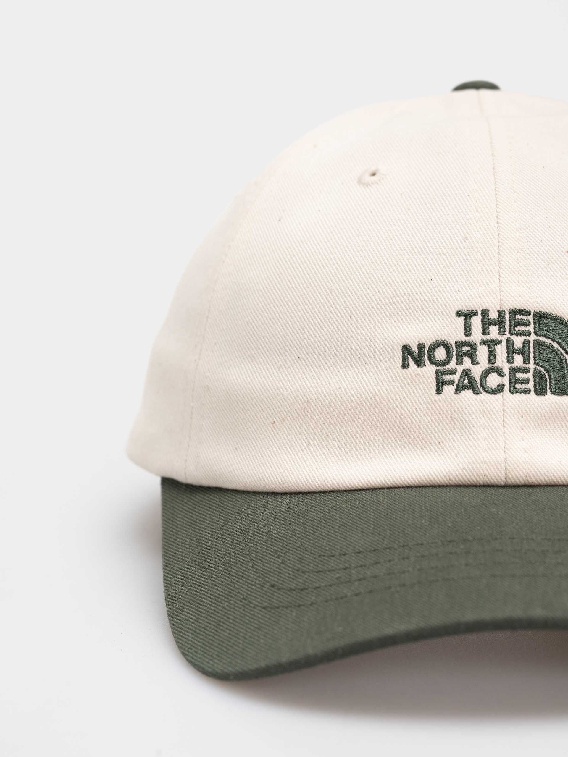 Шапка с козирка The North Face Norm (bottle green/white dune)
