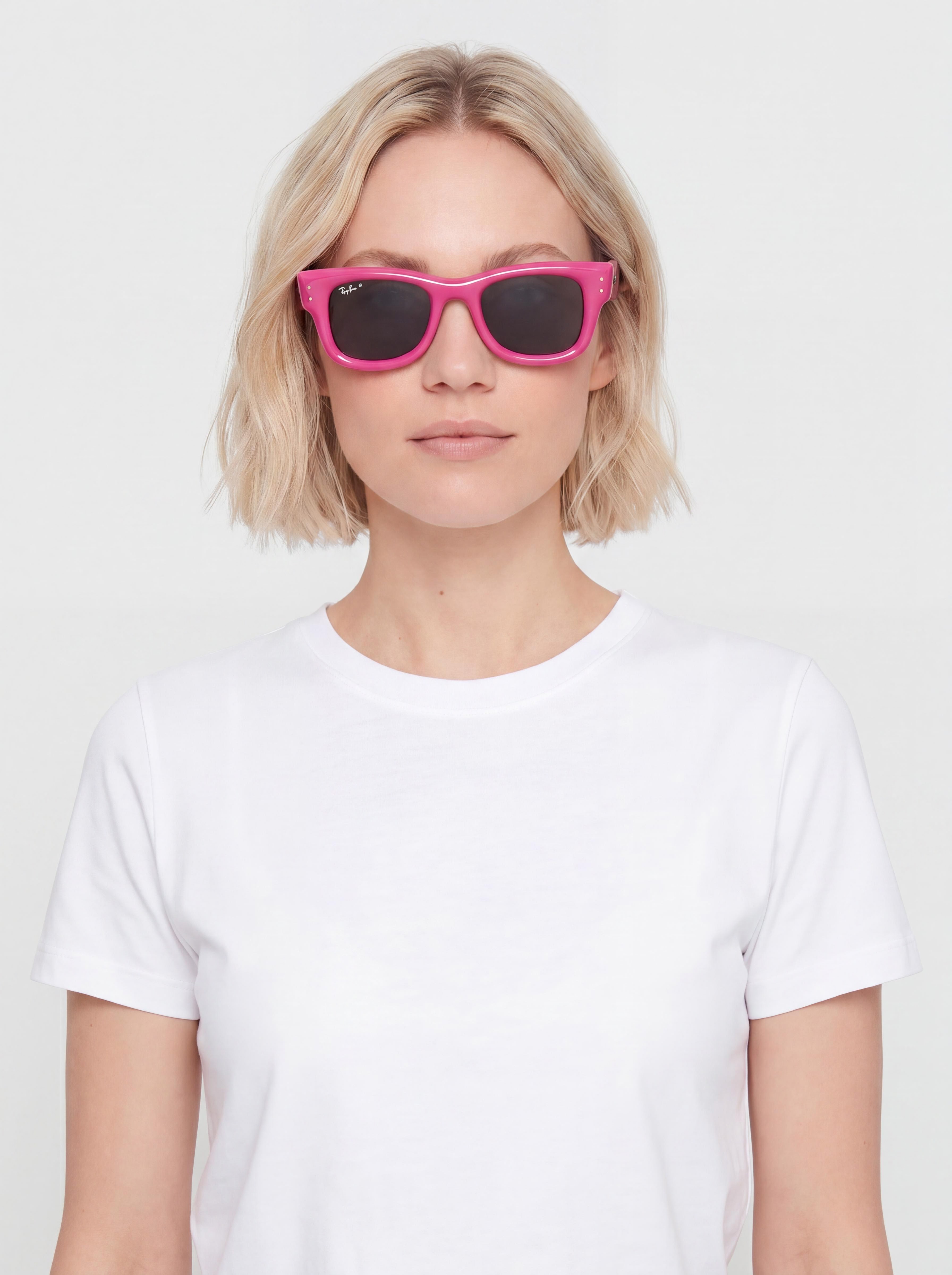 Слънчеви очила Ray-Ban Wayfarer Puffer (polerowany fuksja/ultra czarny)