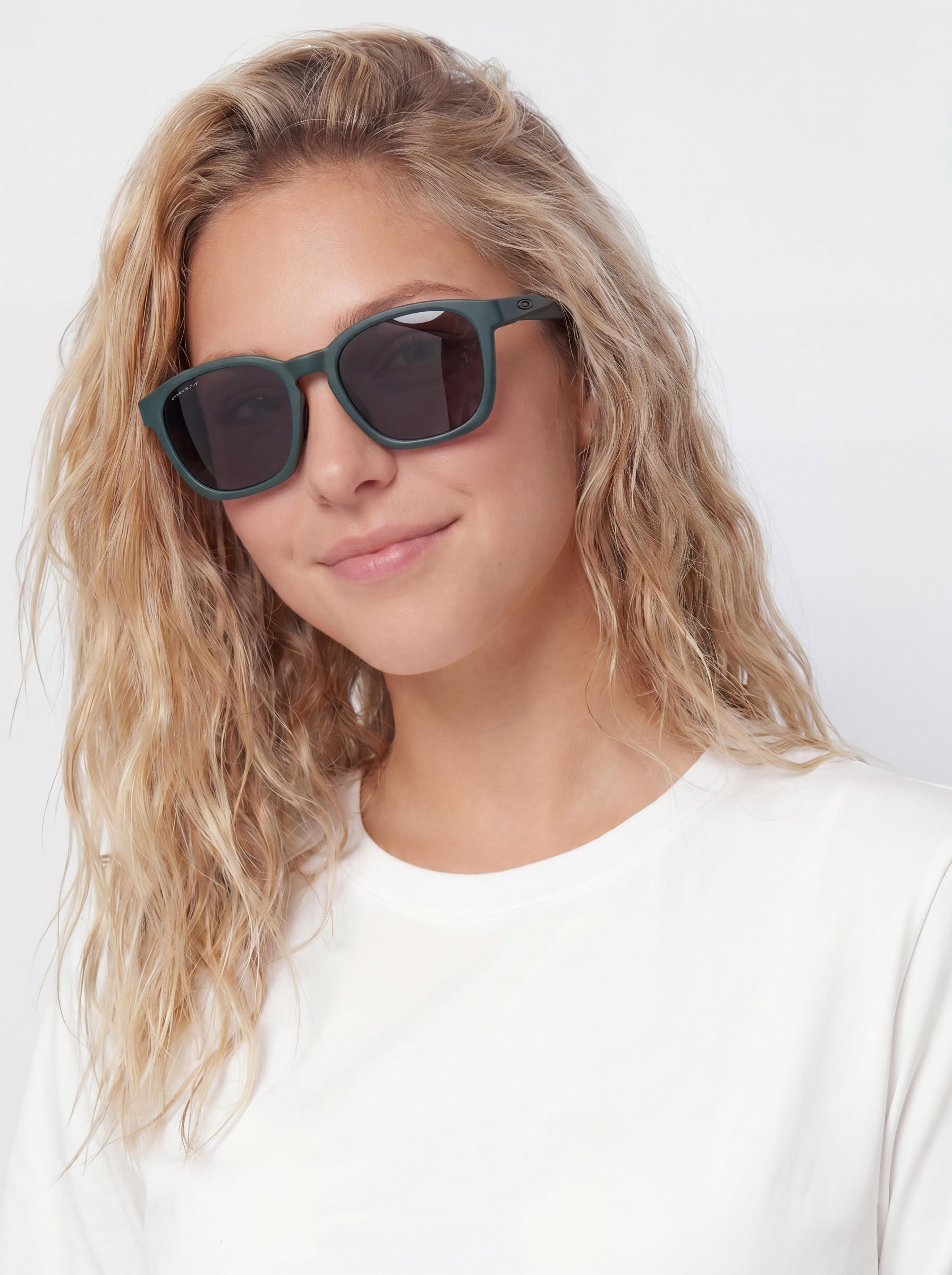 Слънчеви очила Oakley Shackle (mt hunter green/prizm grey)