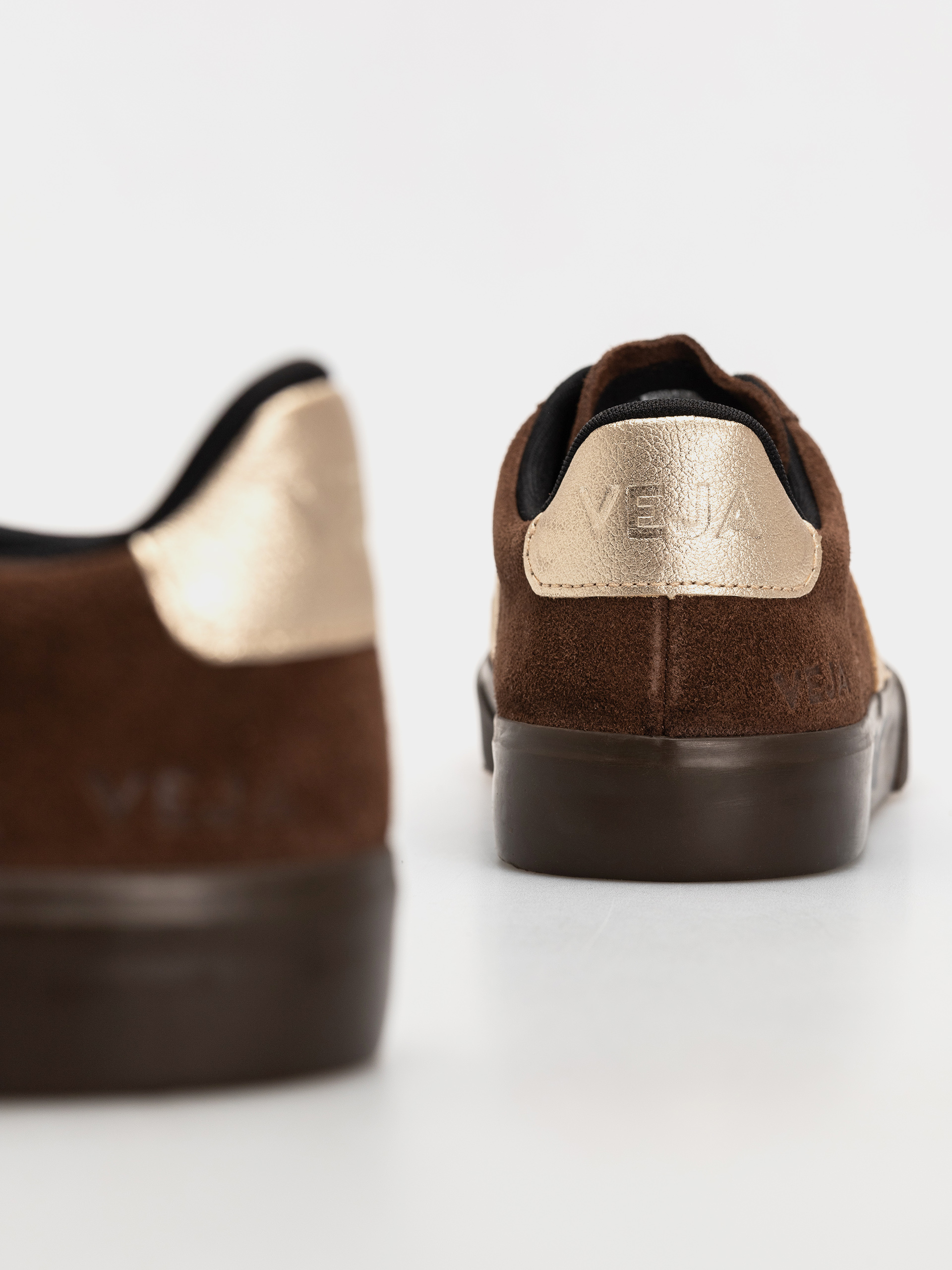 Обувки Veja Campo Wmn (walnut platine eagle)