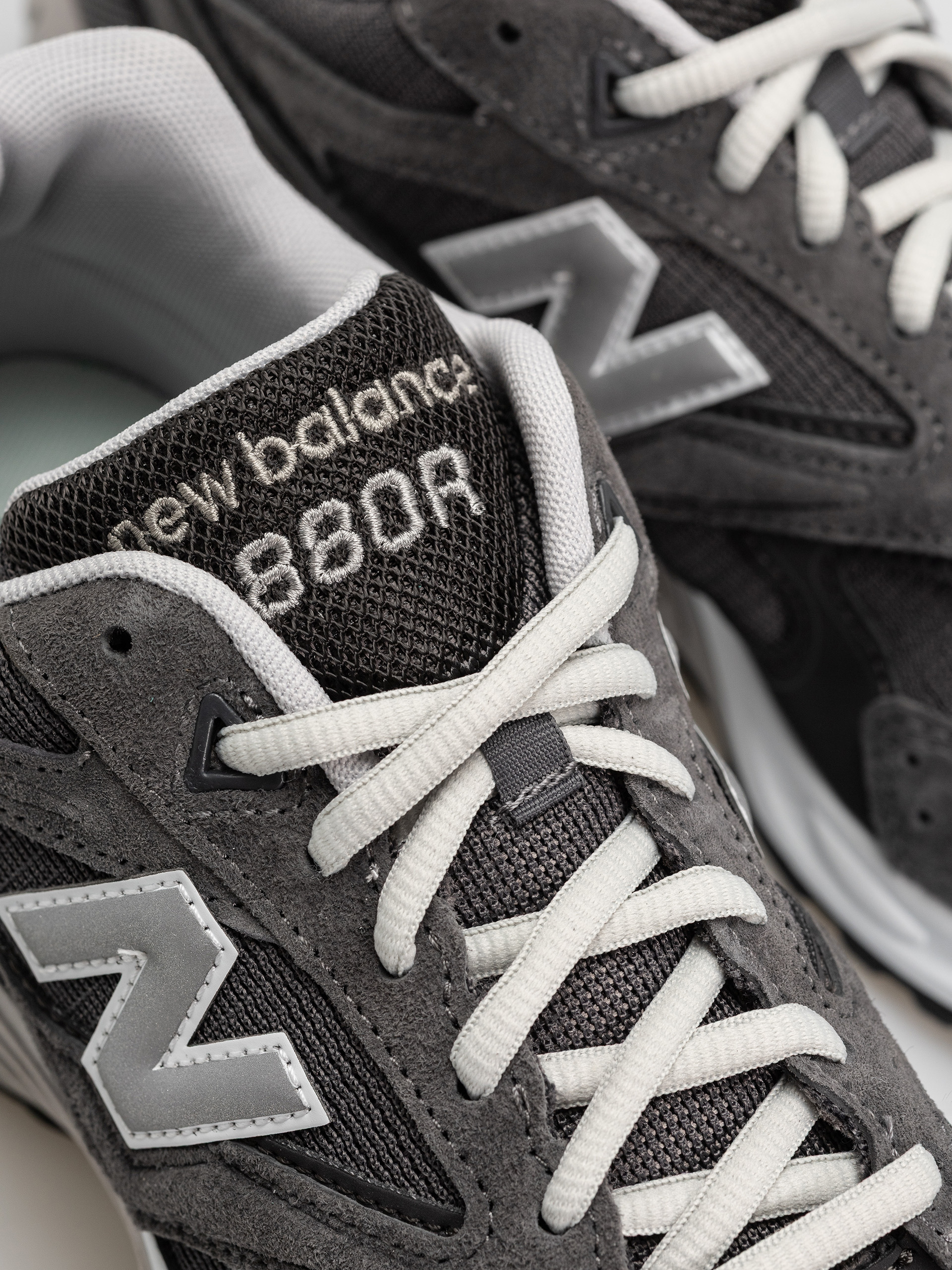 Обувки New Balance 880R (slate grey/magnet)