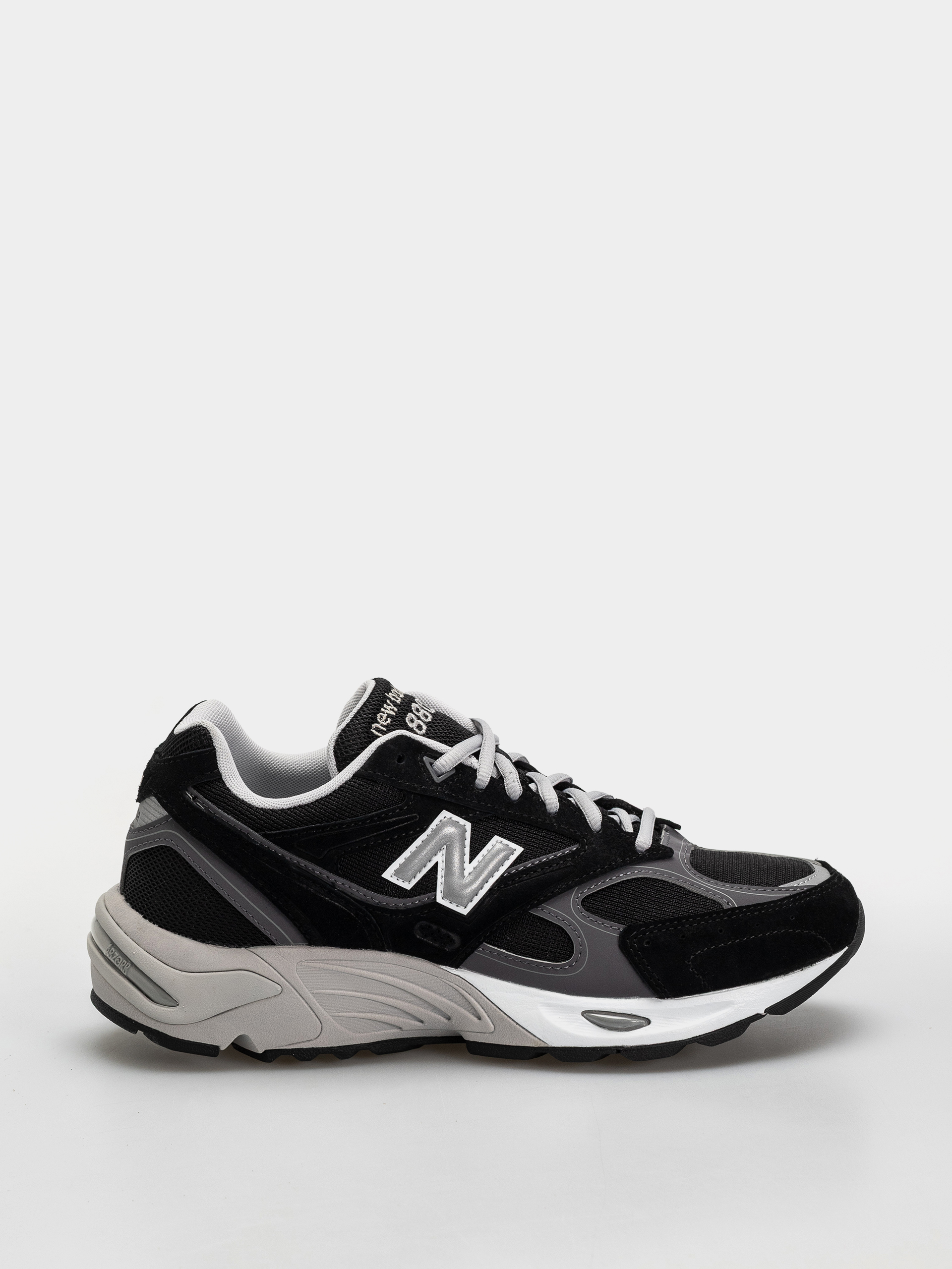 Обувки New Balance 880R (black/castlerock)