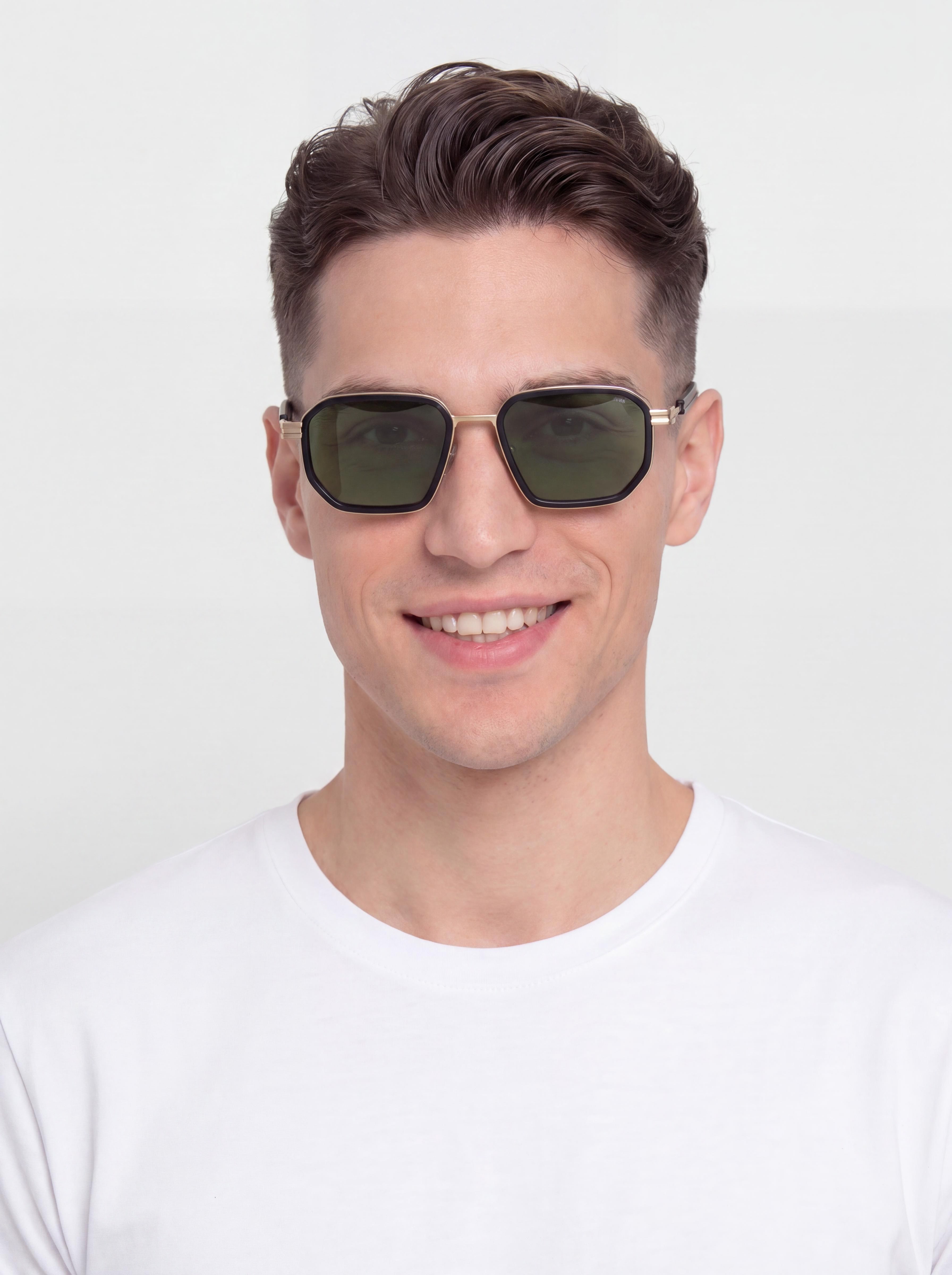 Слънчеви очила Komono Harvey (white gold black)
