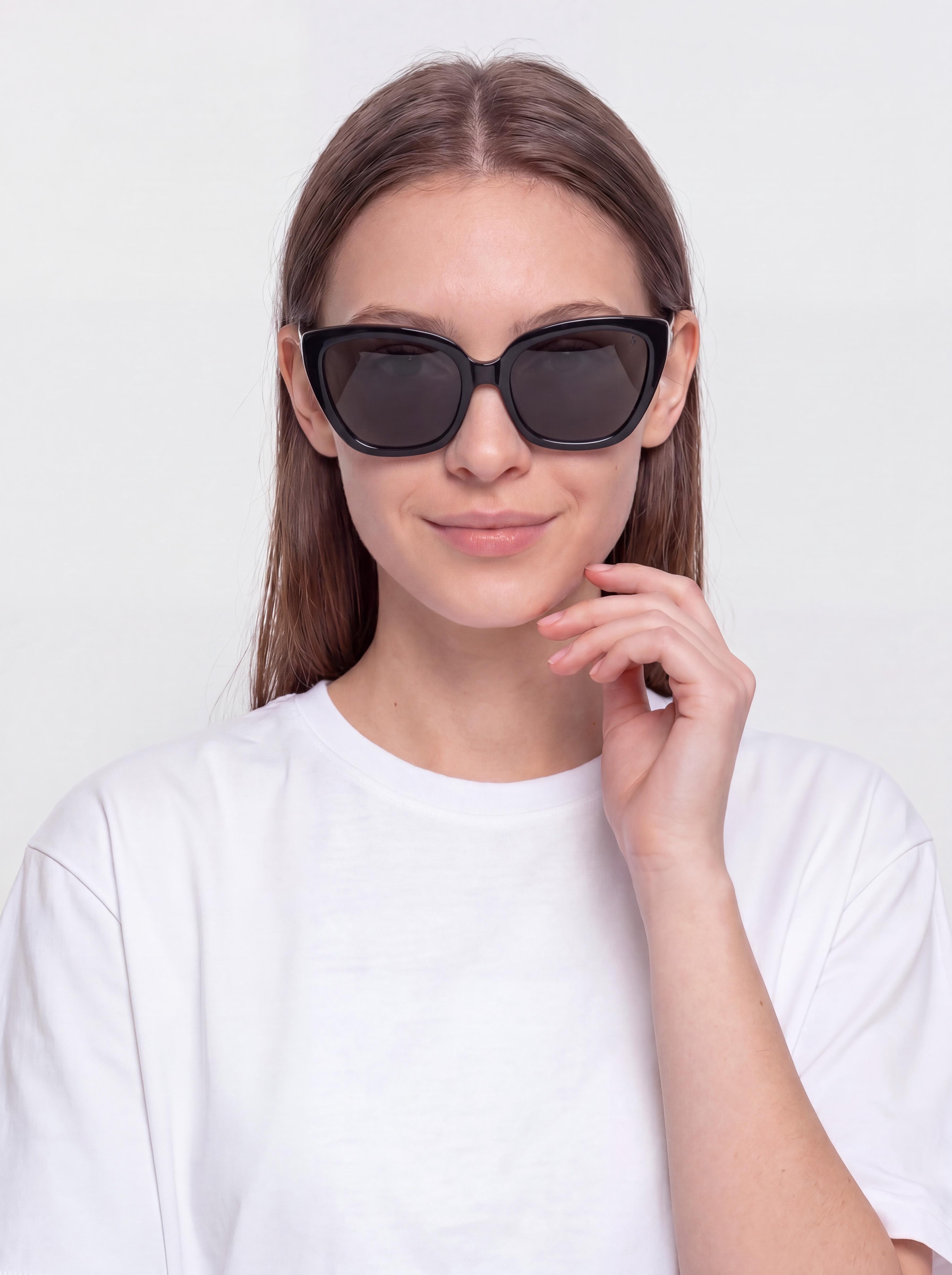 Volcom Слънчеви очила Milli Wmn (gloss black/gray polar)