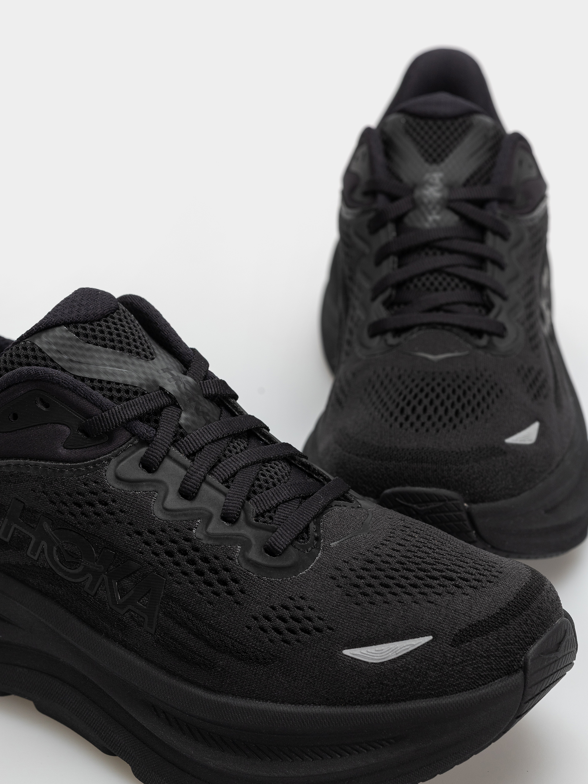 Обувки Hoka Bondi 9 (black/black)