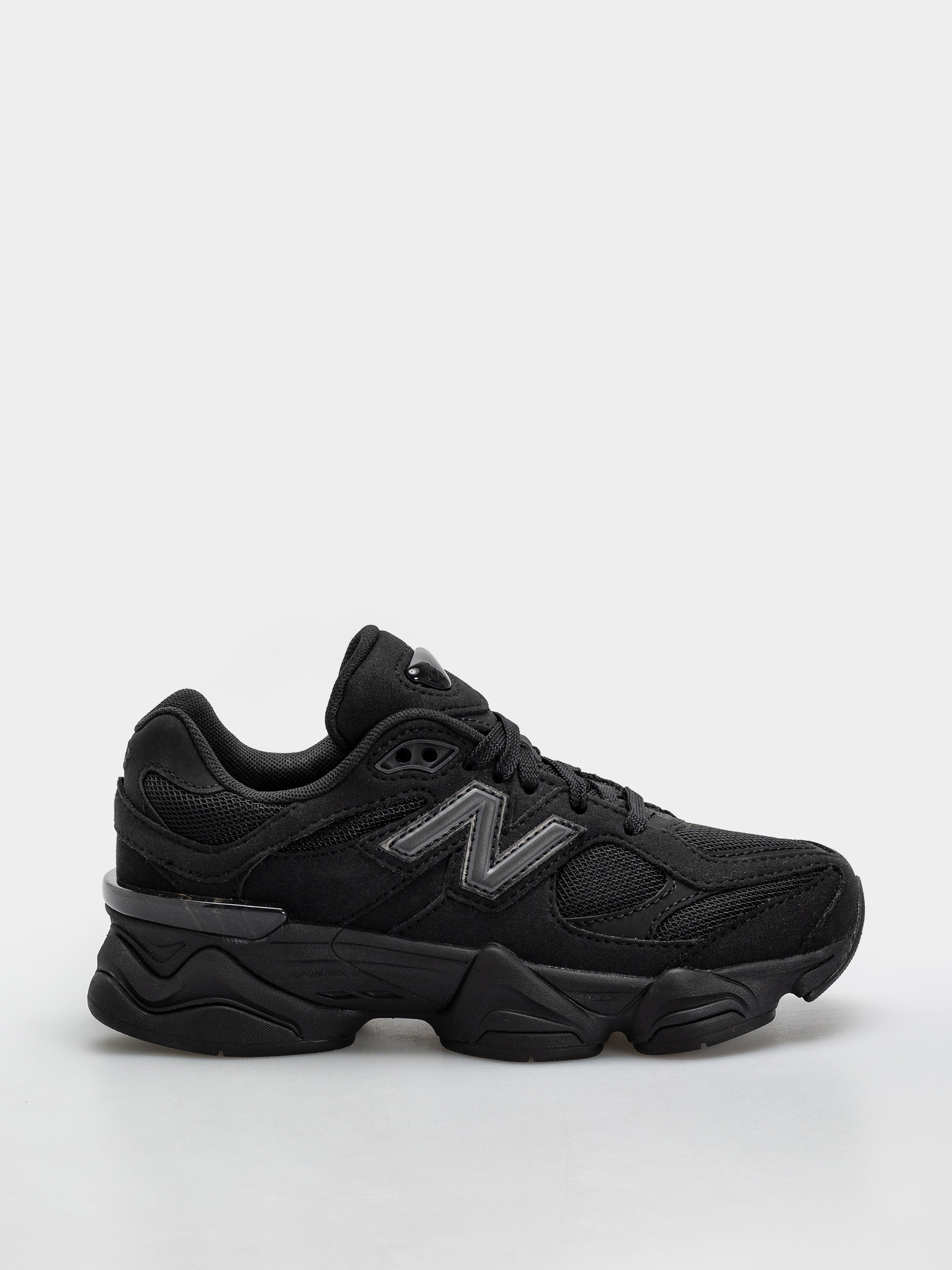 u041eu0431u0443u0432u043au0438 New Balance 9060 JR (black/phantom)